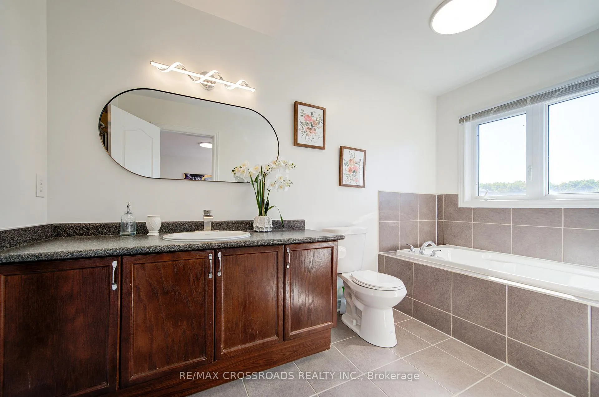 Photo 17 of 85 Shady Oaks Avenue, Markham, Cornell — HOMEH