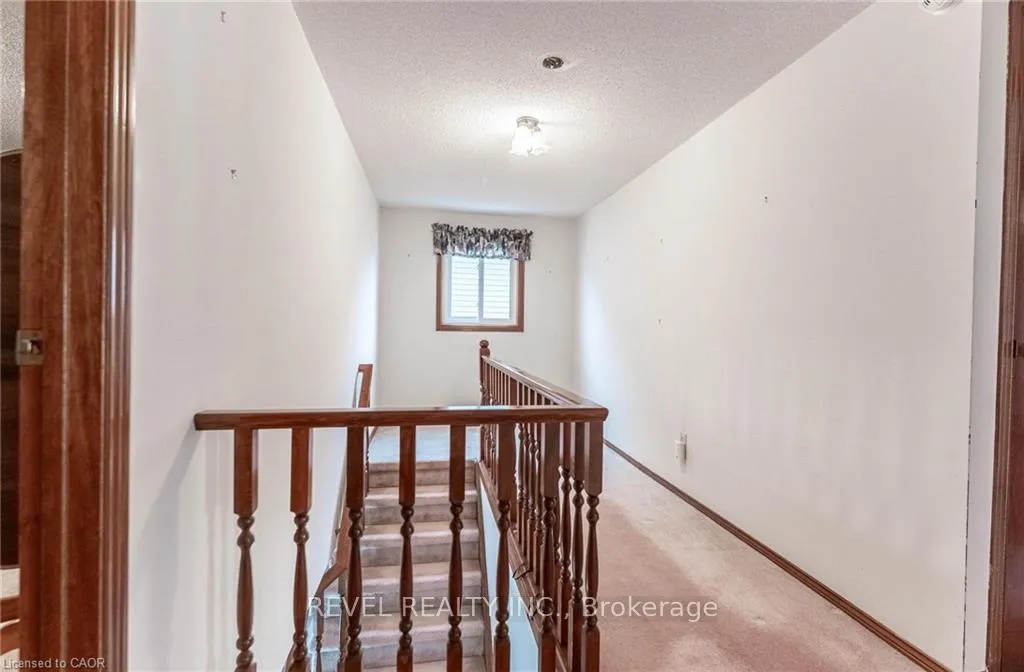 Photo 13 of 5 Charing Drive, Hamilton, Rushdale — HOMEH