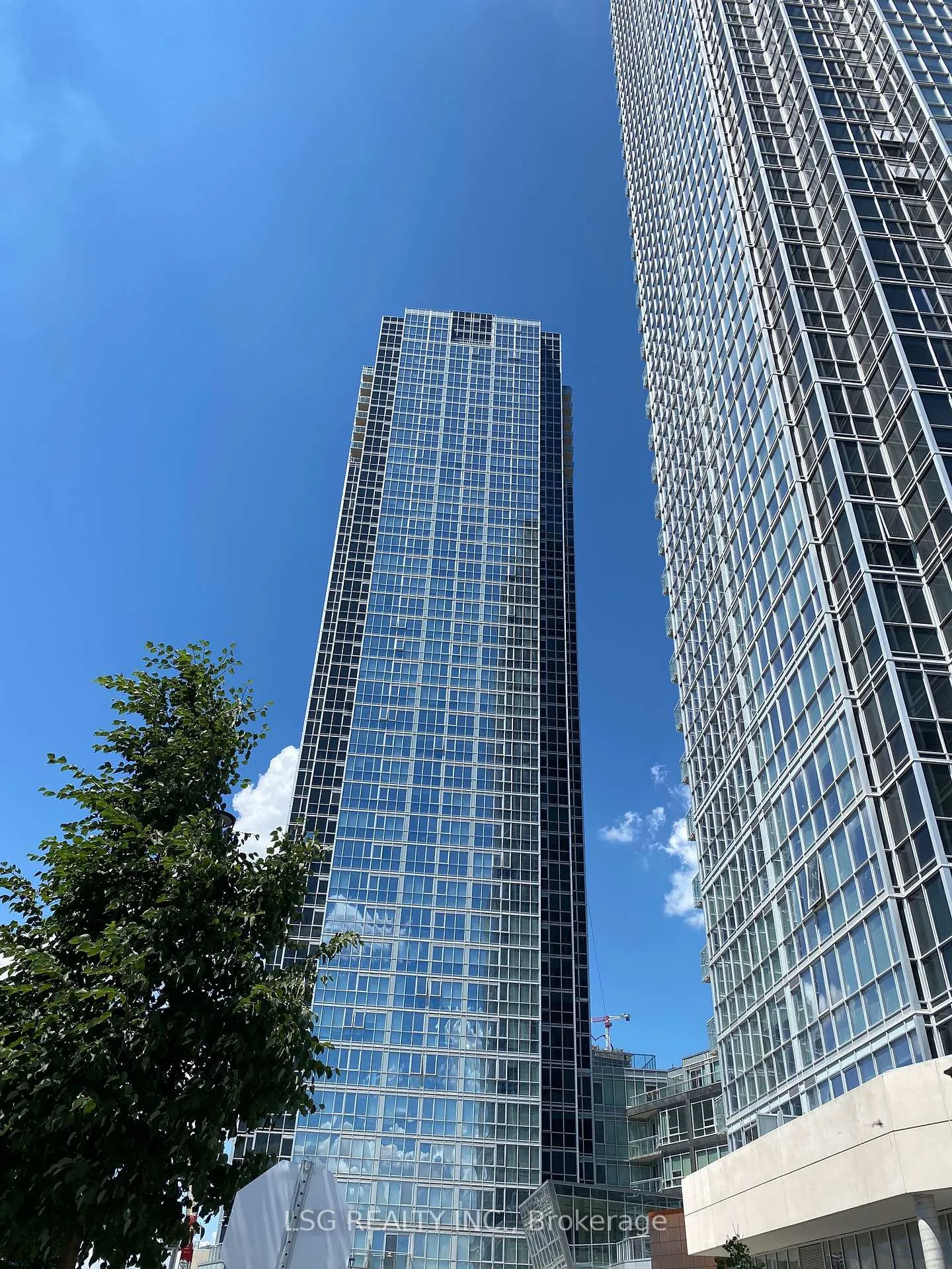 Front of Unit 3306, 2916 Highway 7 E