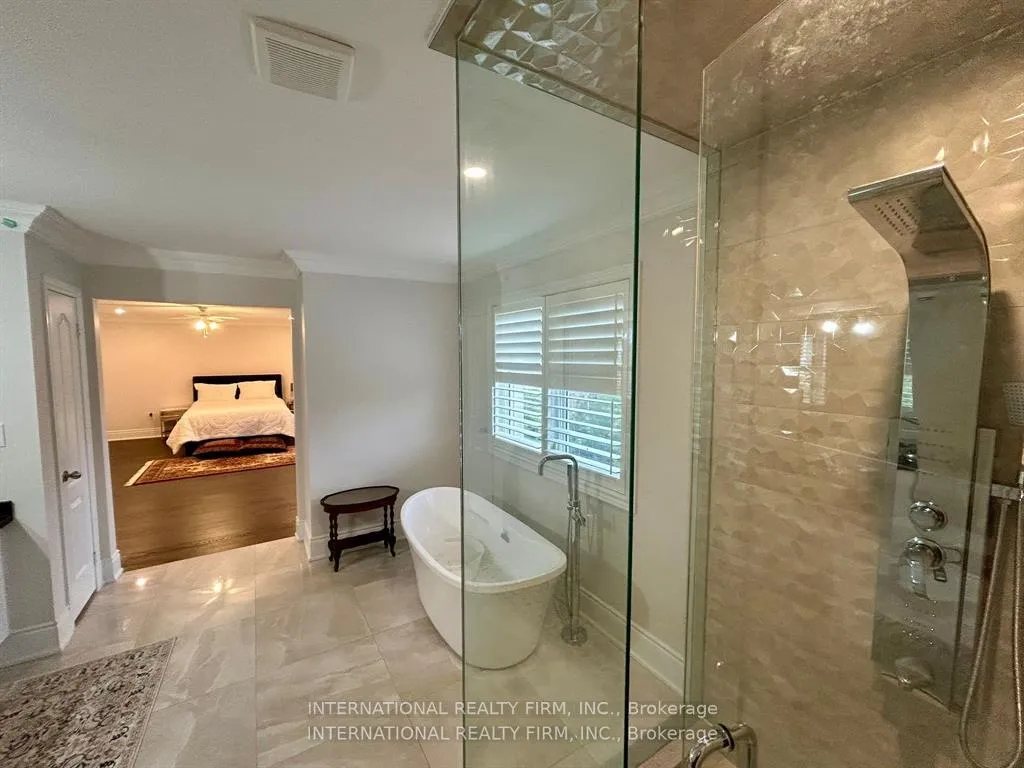 Photo 11 of 4205 Sarazen Drive, Burlington, Rose — HOMEH