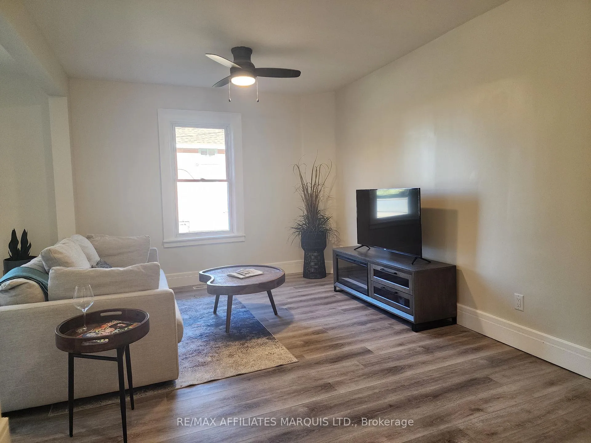 Photo 3 of 12 Oak Street, South Glengarry, Lancaster — HOMEH