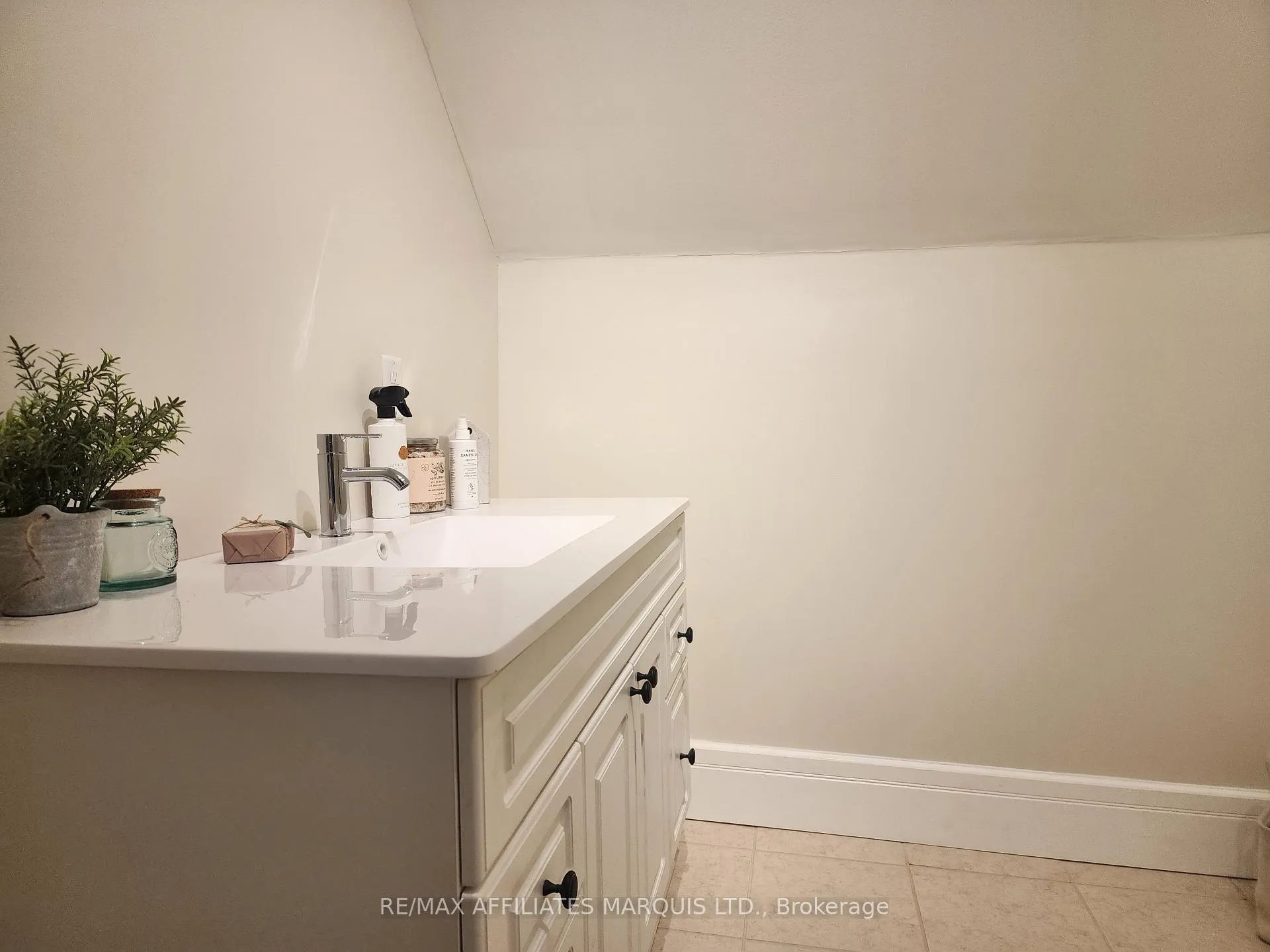Photo 16 of 12 Oak Street, South Glengarry, Lancaster — HOMEH