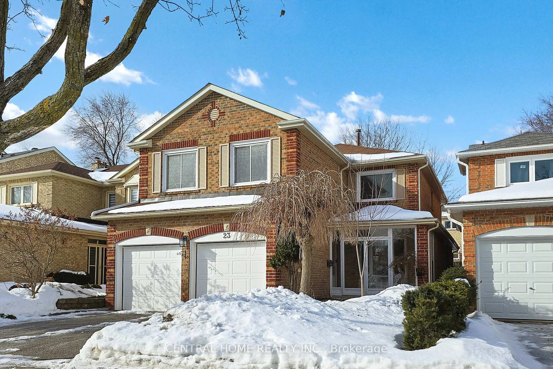 Photo 2 of 23 Heatherton Way, Vaughan, Crestwood-Springfarm-Yorkhill — HOMEH