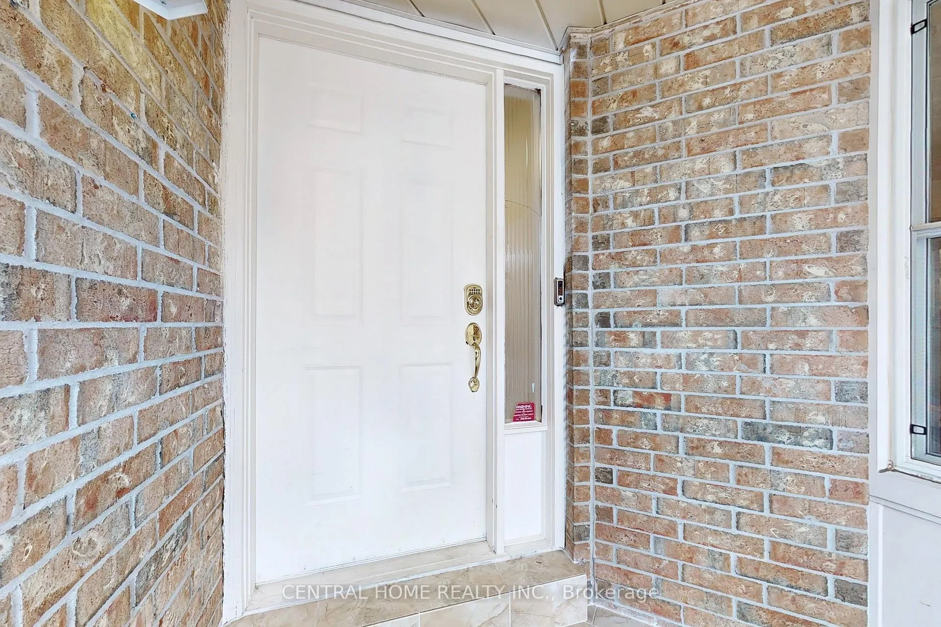 Photo 5 of 23 Heatherton Way, Vaughan, Crestwood-Springfarm-Yorkhill — HOMEH