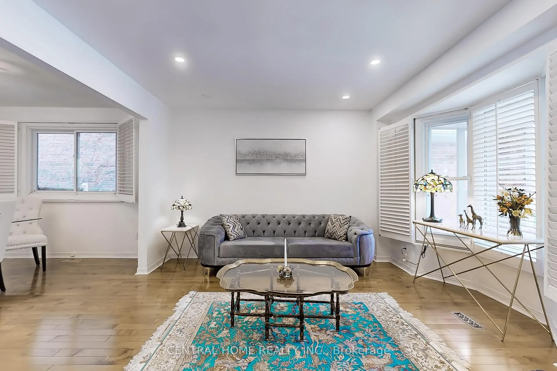 Photo 6 of 23 Heatherton Way, Vaughan, Crestwood-Springfarm-Yorkhill — HOMEH