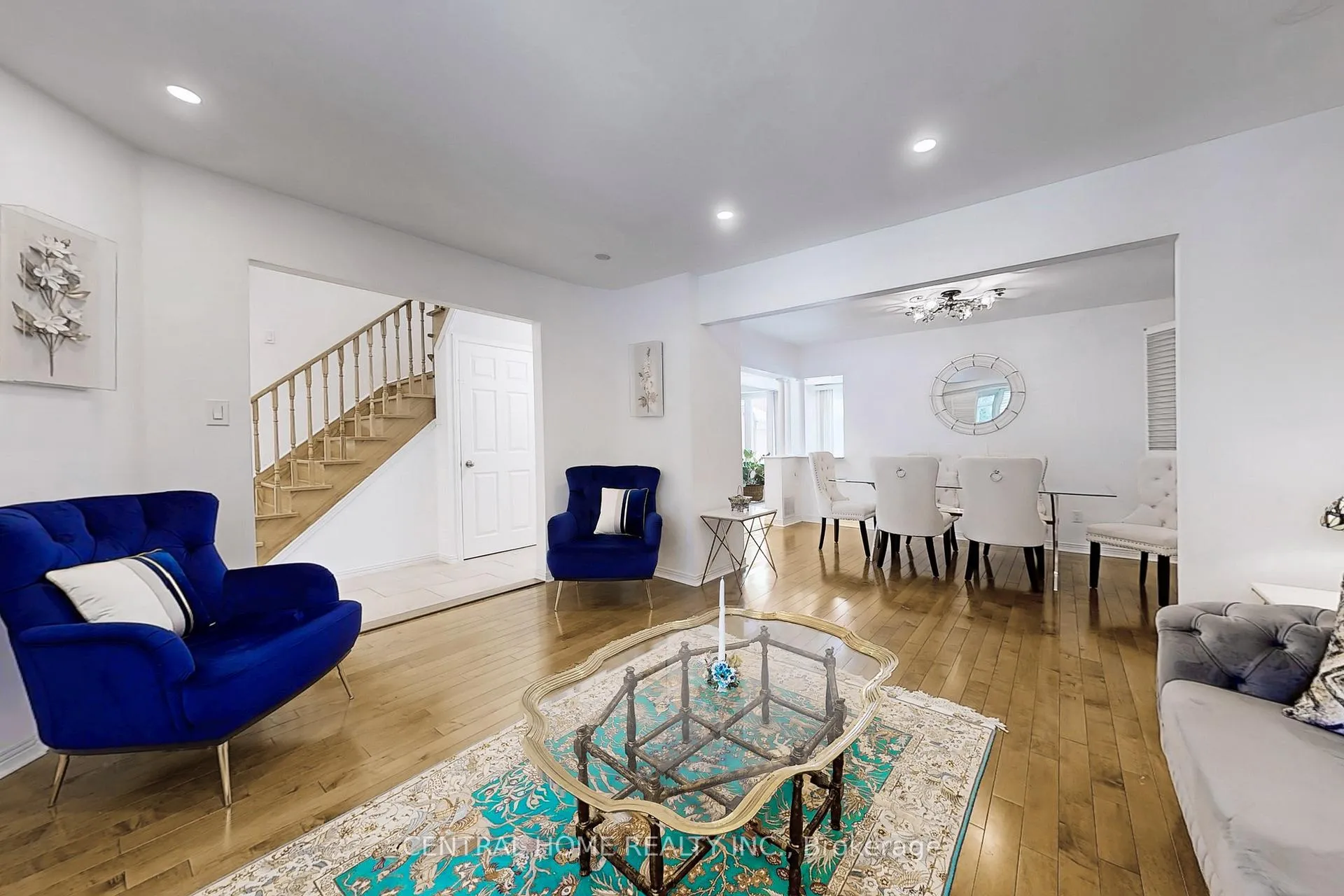 Photo 8 of 23 Heatherton Way, Vaughan, Crestwood-Springfarm-Yorkhill — HOMEH