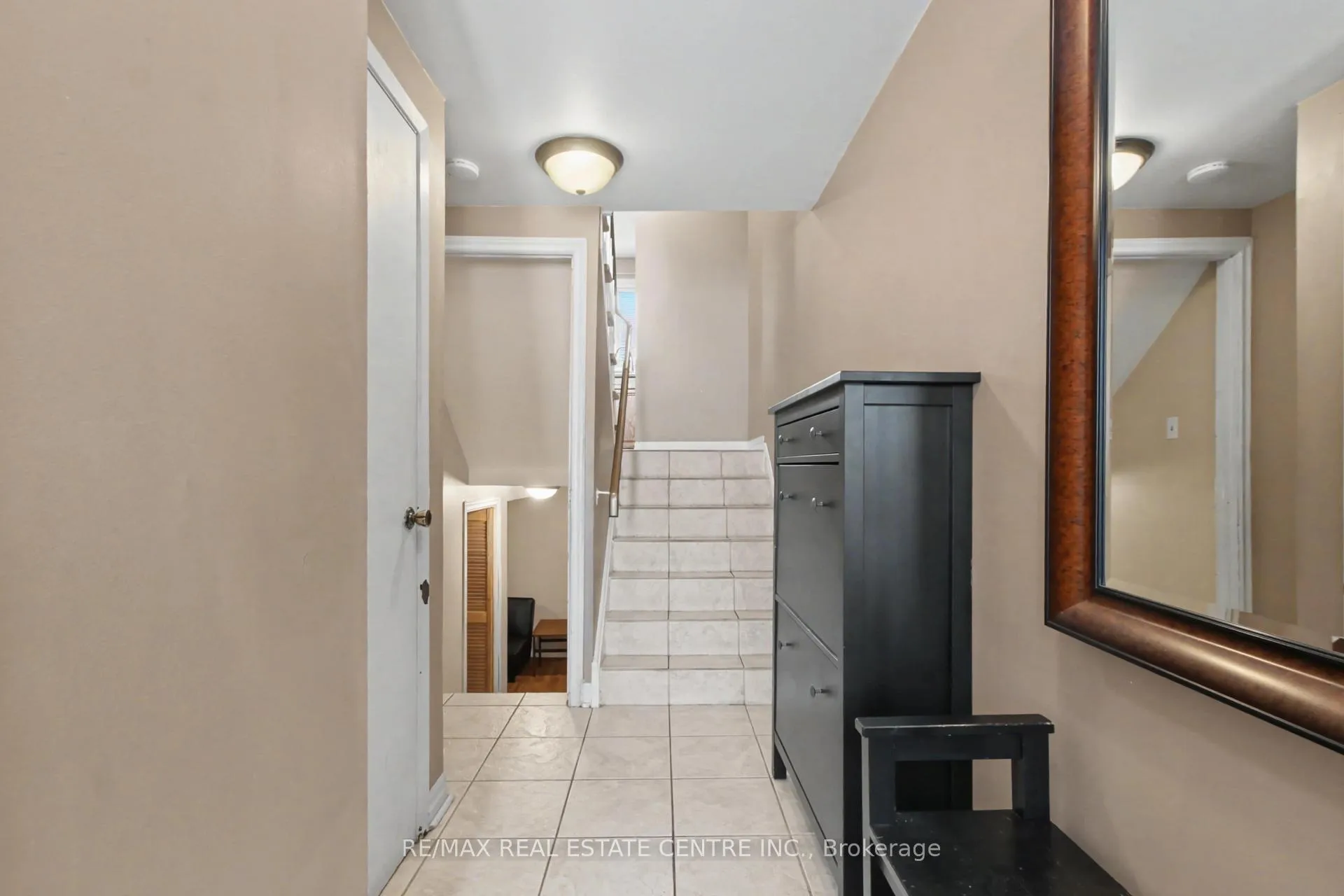 Photo 6 of Unit 66, 371 Bronte Street S, Milton, Old Milton — HOMEH