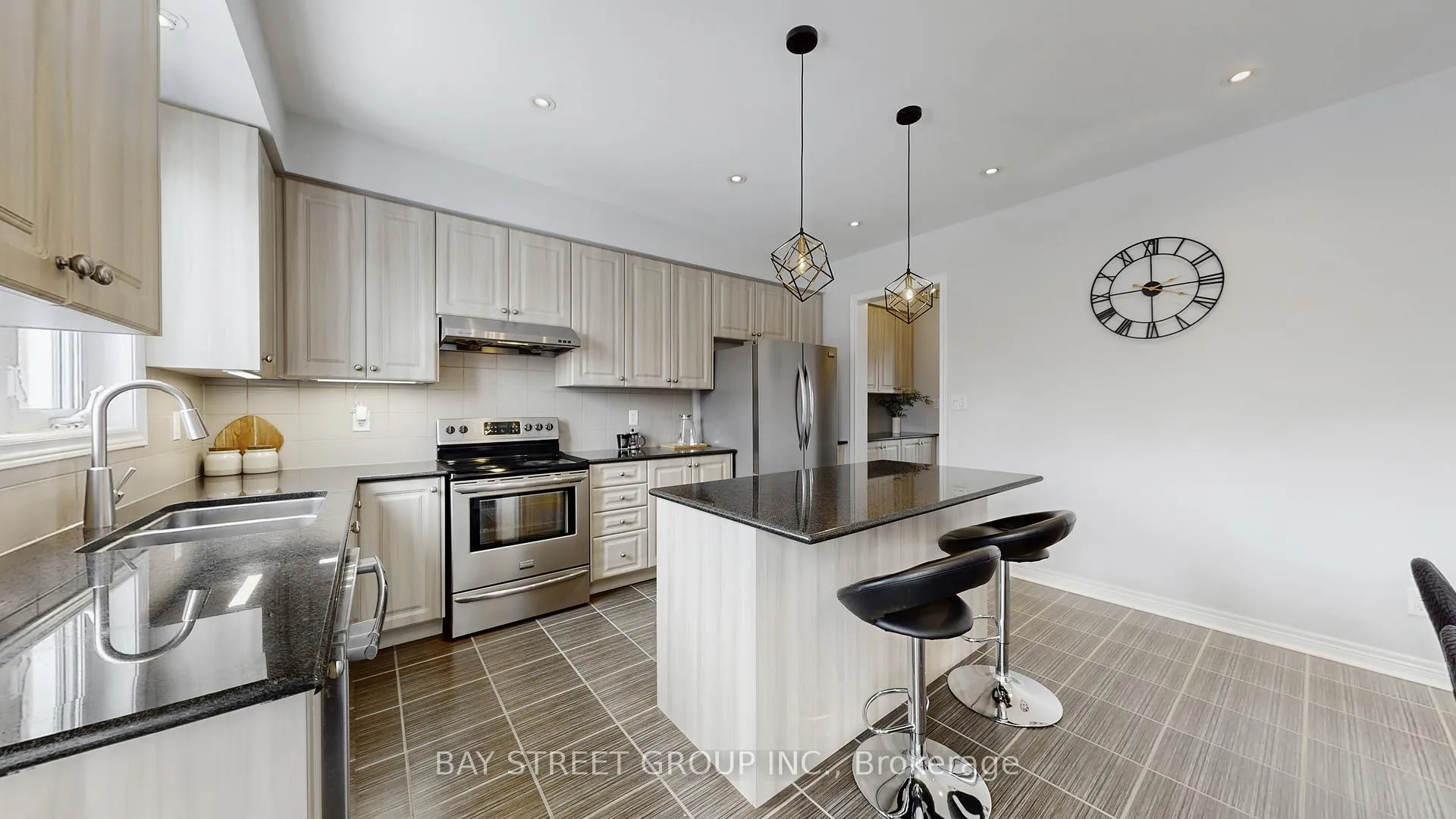 Photo 10 of 2914 Elgin Mills Road E, Markham, Victoria Square — HOMEH
