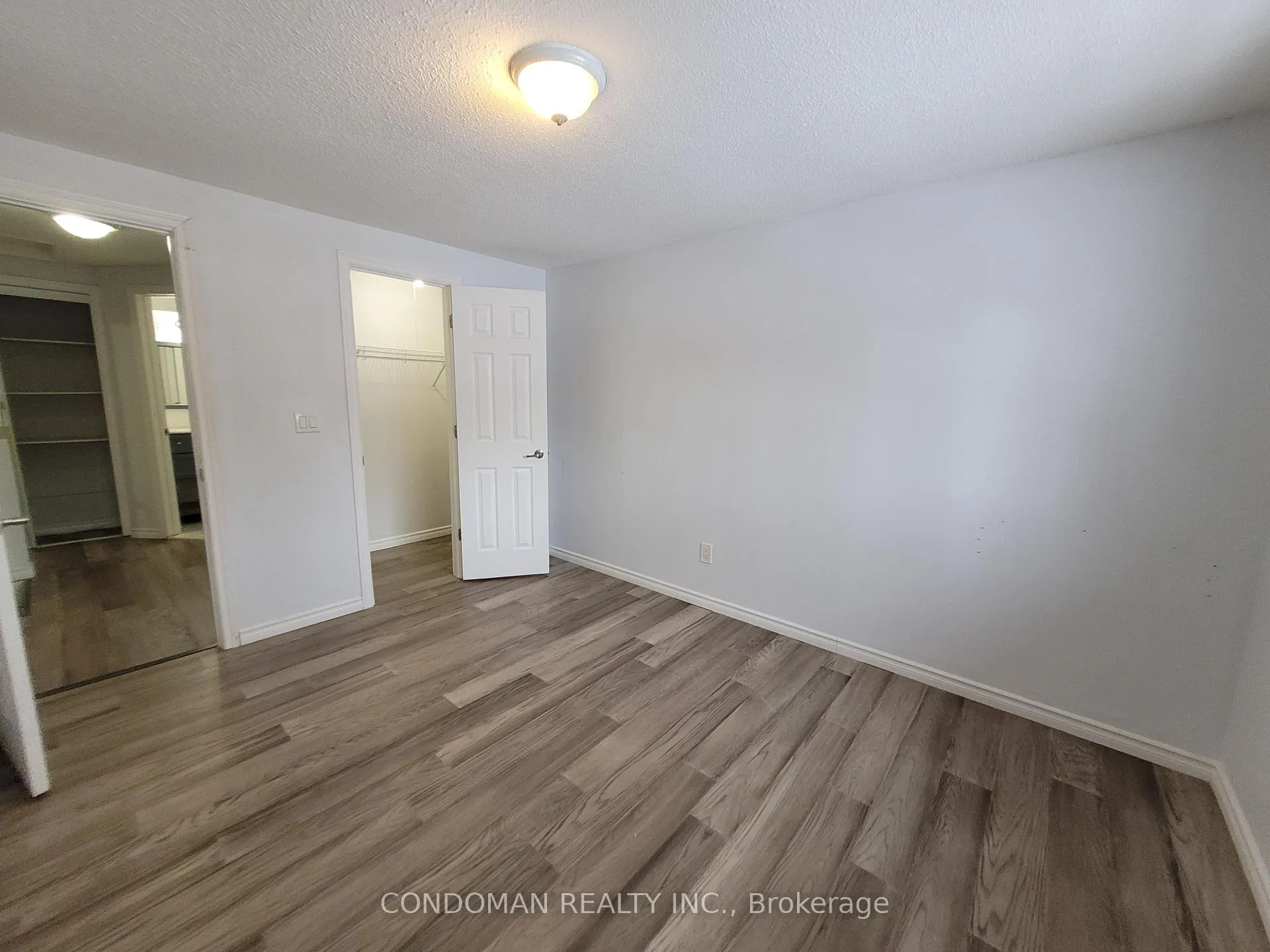 Photo 6 of Unit 49, 477 Dean Avenue, Oshawa, Central — HOMEH