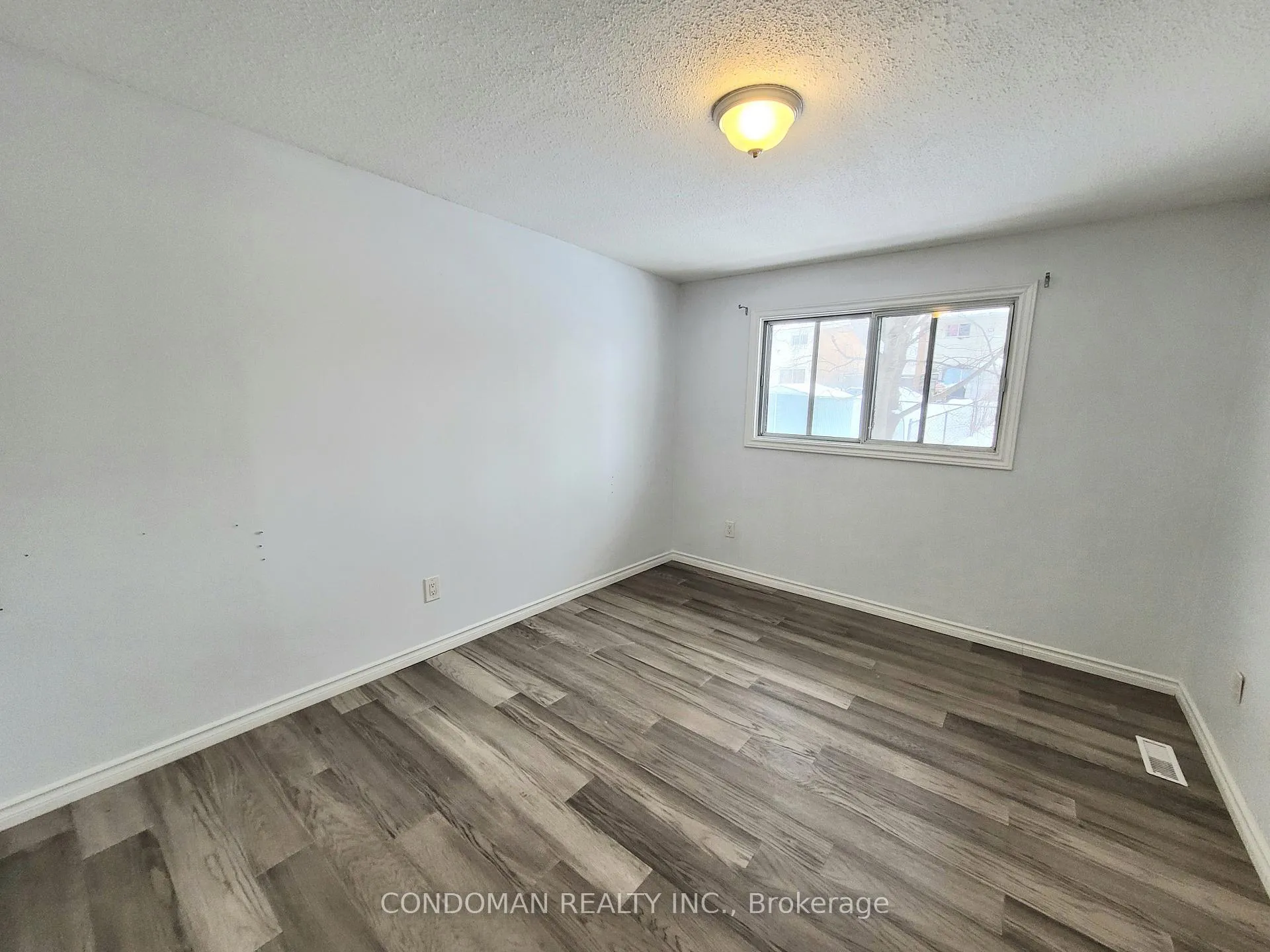 Photo 9 of Unit 49, 477 Dean Avenue, Oshawa, Central — HOMEH