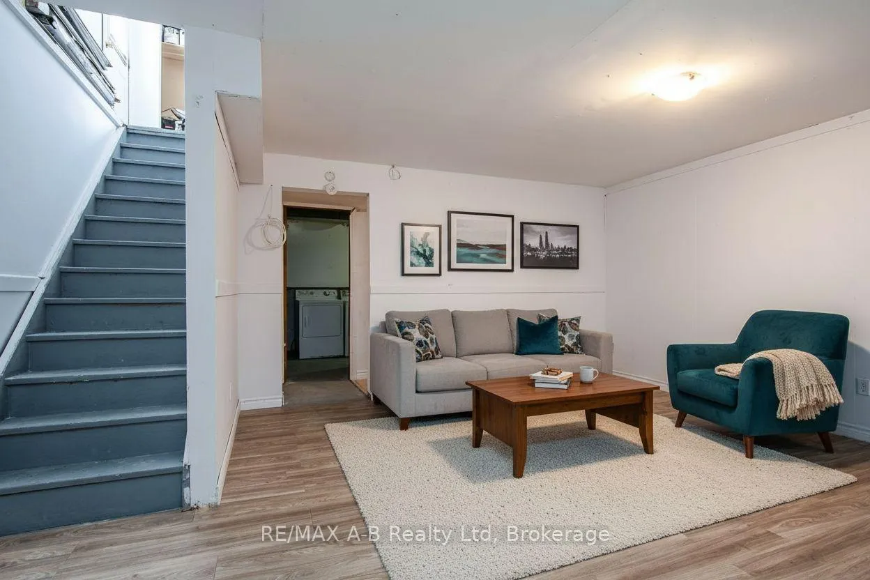 Photo 9 of 72 Crehan Crescent, Stratford — HOMEH