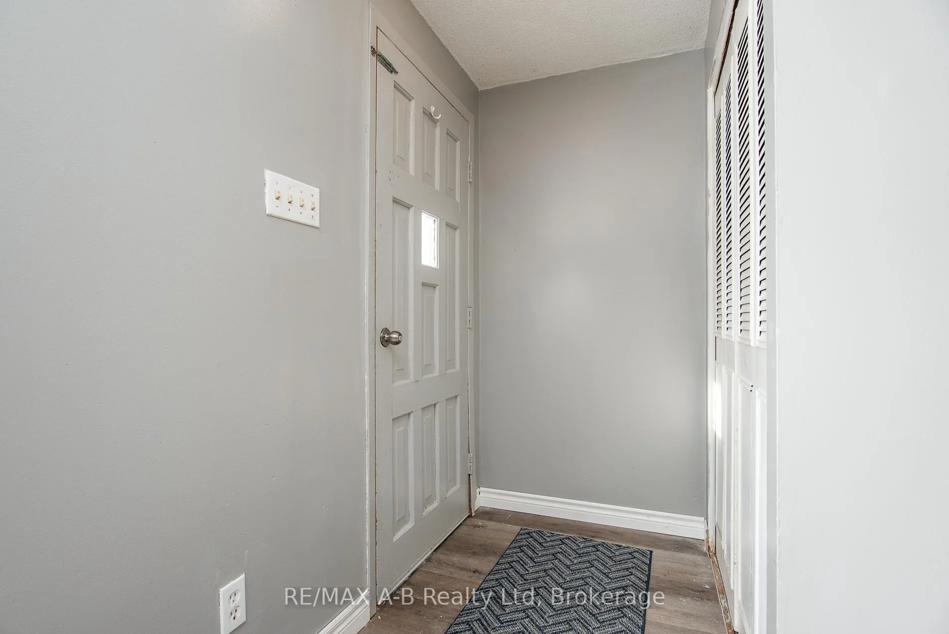Photo 13 of 72 Crehan Crescent, Stratford — HOMEH
