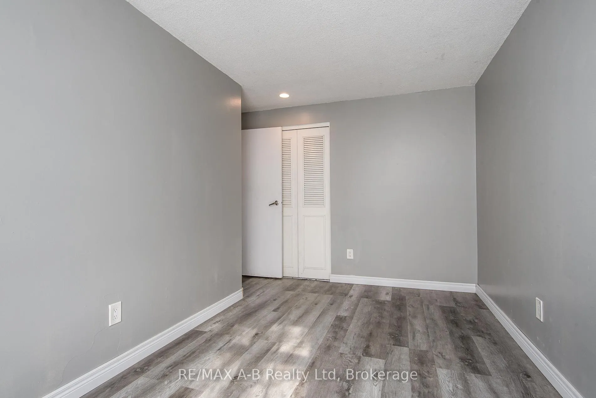 Photo 29 of 72 Crehan Crescent, Stratford — HOMEH