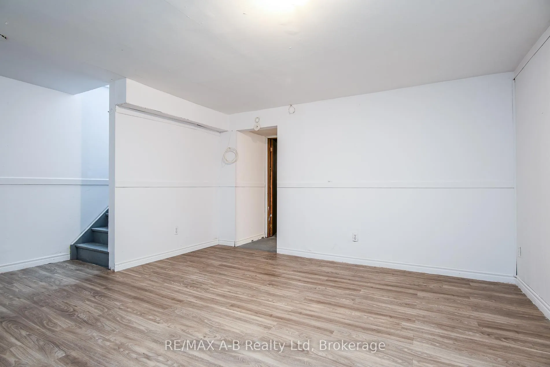 Photo 35 of 72 Crehan Crescent, Stratford — HOMEH