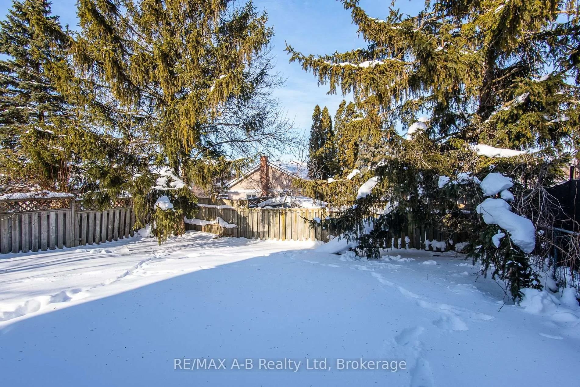 Photo 40 of 72 Crehan Crescent, Stratford — HOMEH