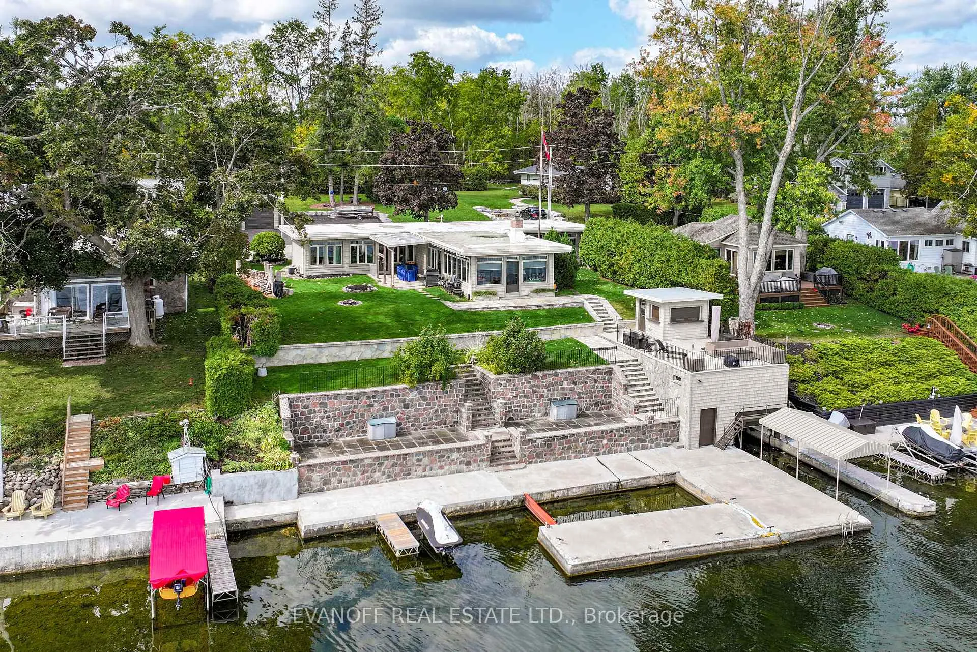 Photo of 20 Lakeview Park Road