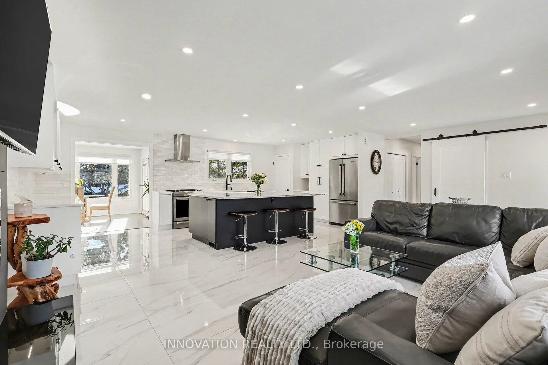Photo 4 of 1458 Rhea Place, Ottawa, Cedardale — HOMEH