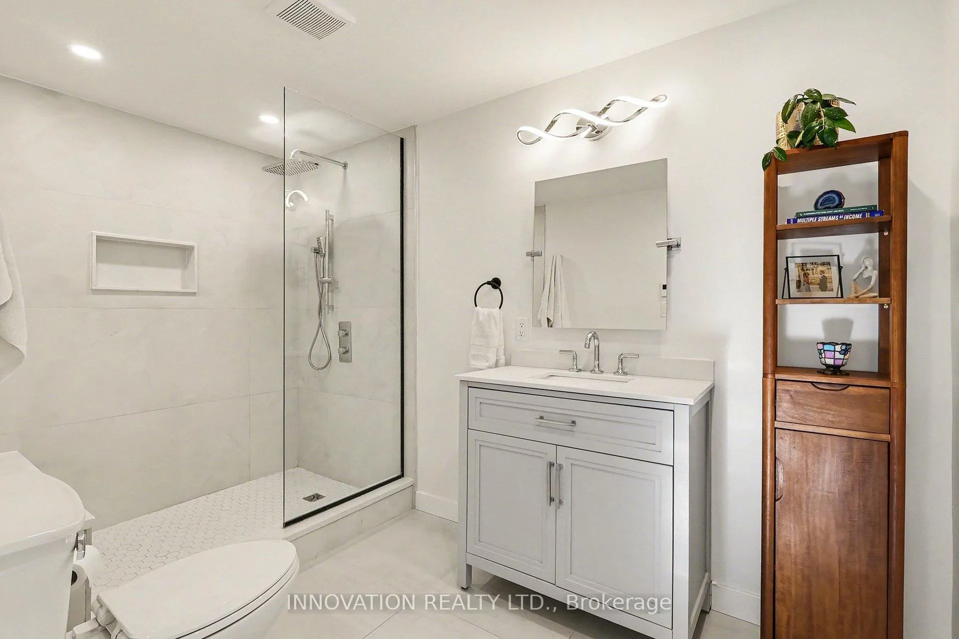 Photo 10 of 1458 Rhea Place, Ottawa, Cedardale — HOMEH