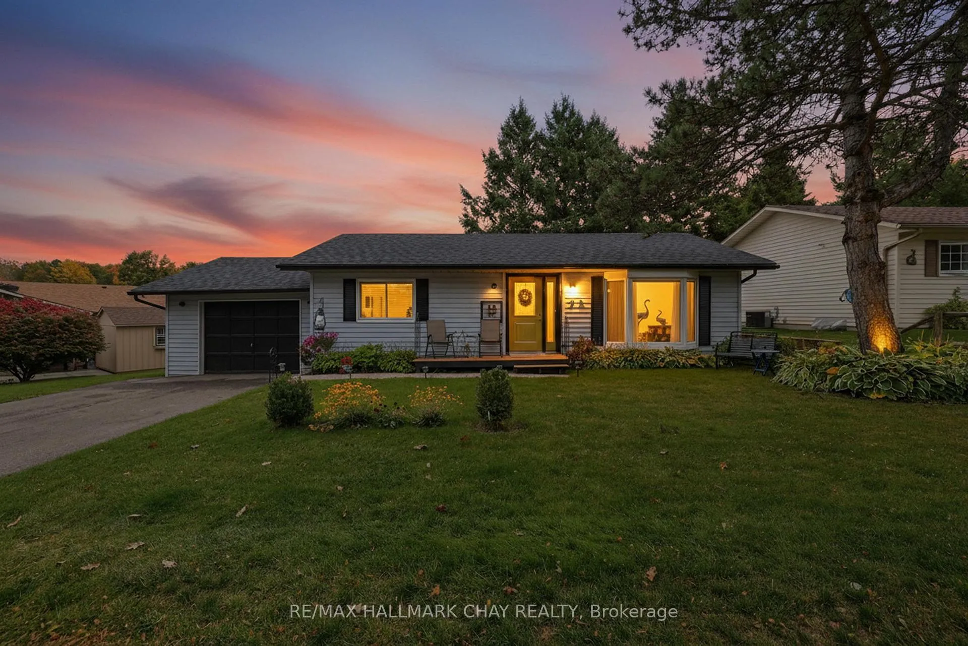 Photo 4 of 72 Tecumseth Pines Drive, New Tecumseth, Rural New Tecumseth — HOMEH