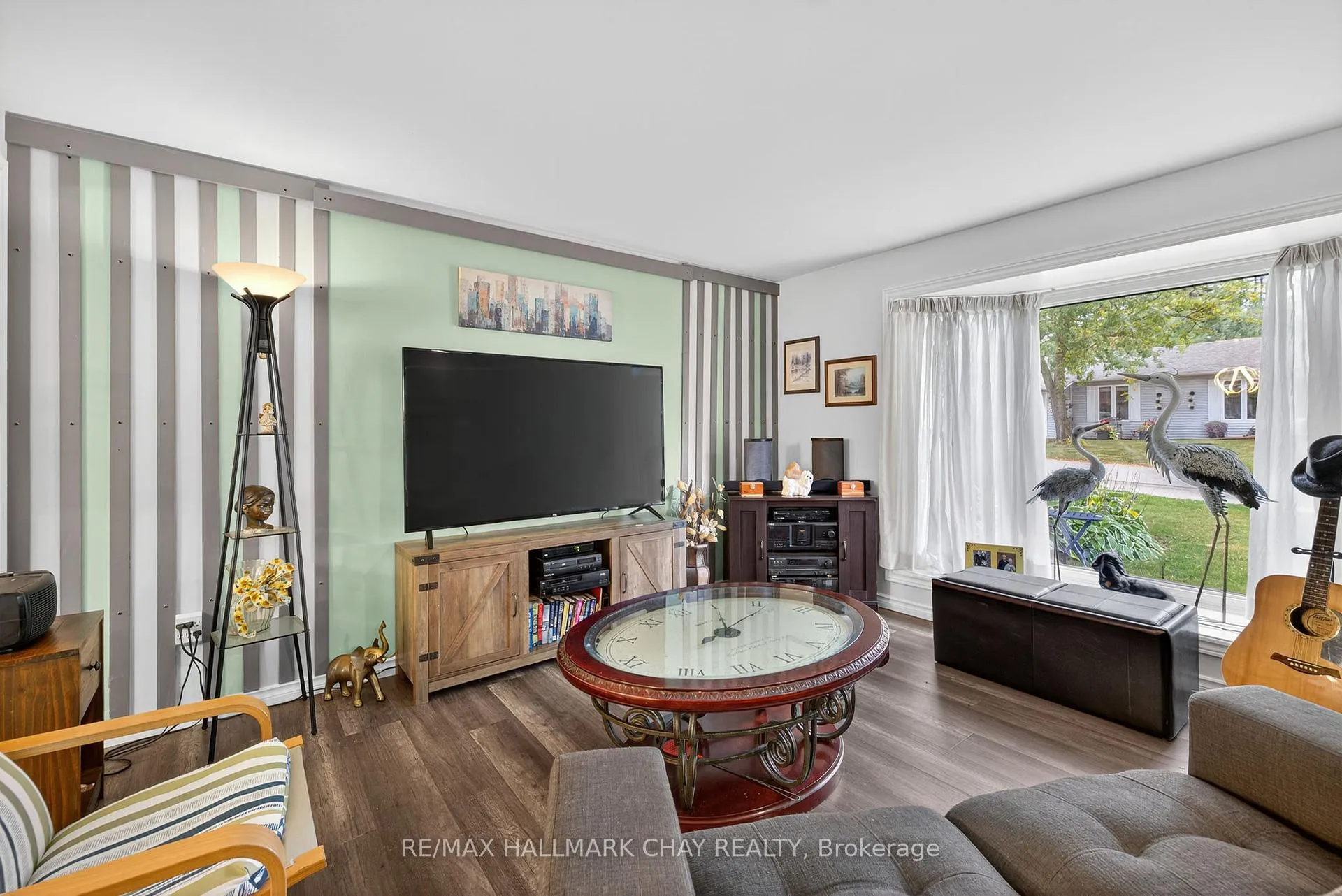 Photo 9 of 72 Tecumseth Pines Drive, New Tecumseth, Rural New Tecumseth — HOMEH