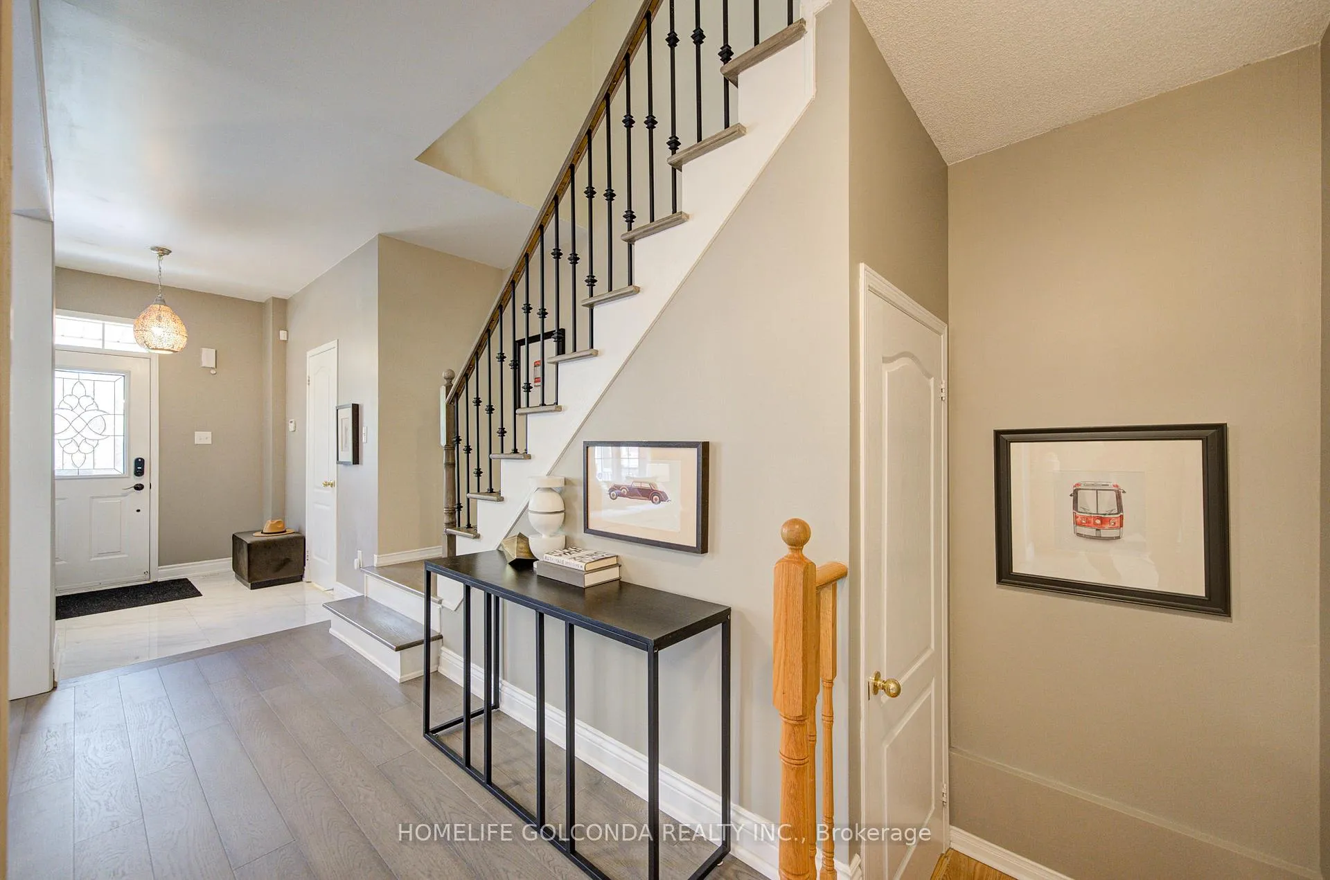 Photo 7 of 27 Lindcrest Manor, Markham, Cornell — HOMEH