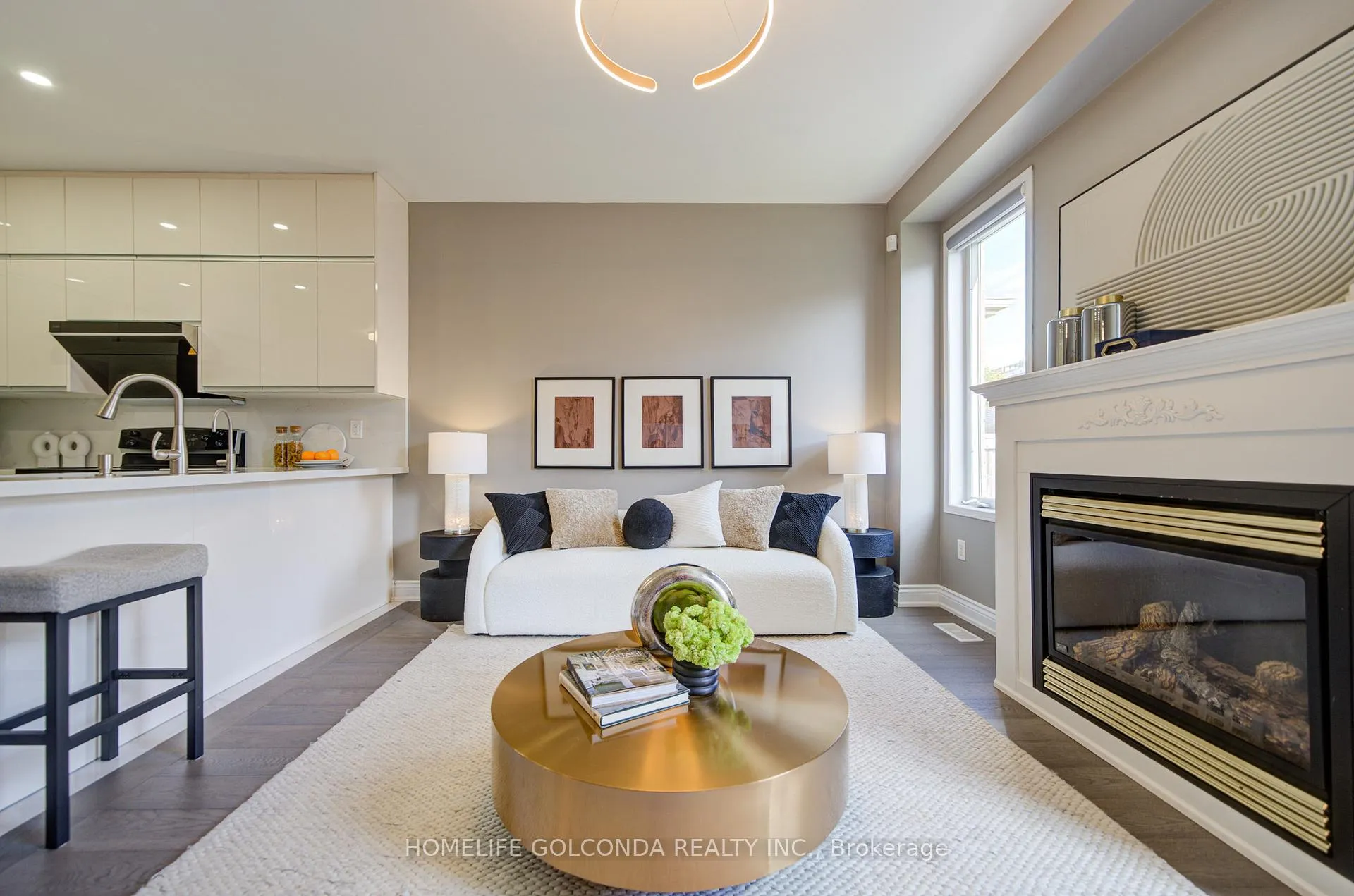 Photo 12 of 27 Lindcrest Manor, Markham, Cornell — HOMEH