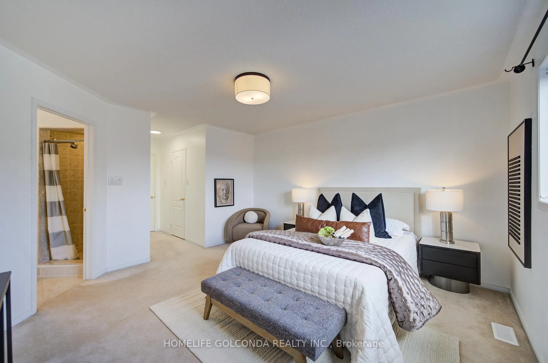 Photo 18 of 27 Lindcrest Manor, Markham, Cornell — HOMEH