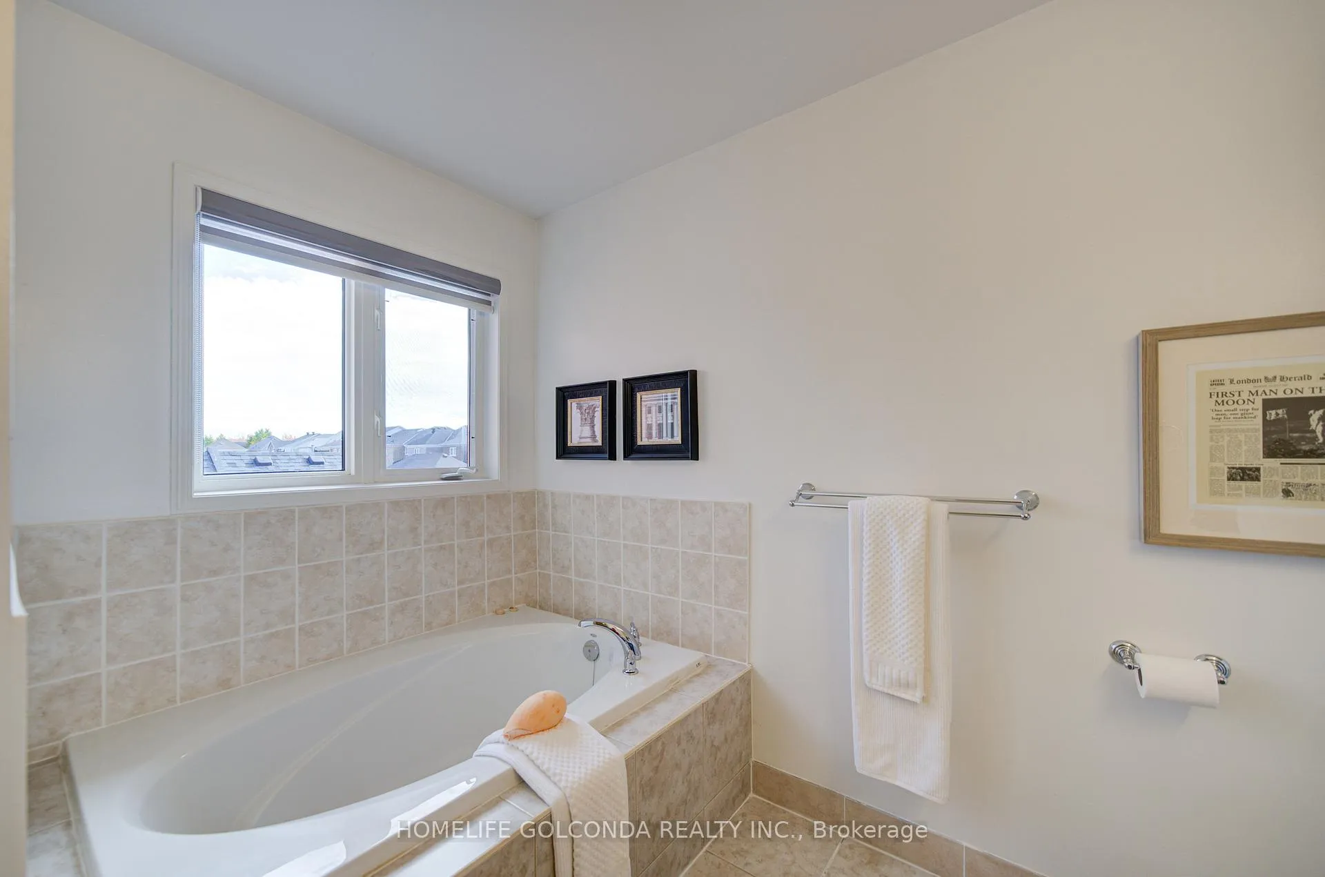 Photo 20 of 27 Lindcrest Manor, Markham, Cornell — HOMEH