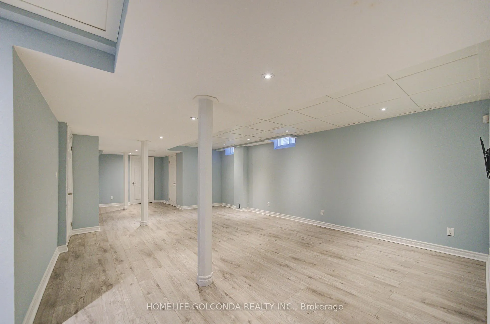 Photo 30 of 27 Lindcrest Manor, Markham, Cornell — HOMEH