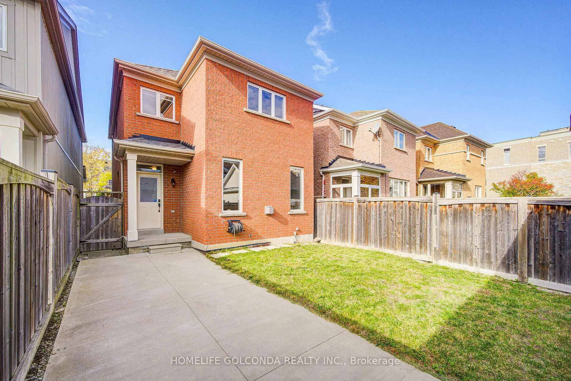 Photo 34 of 27 Lindcrest Manor, Markham, Cornell — HOMEH