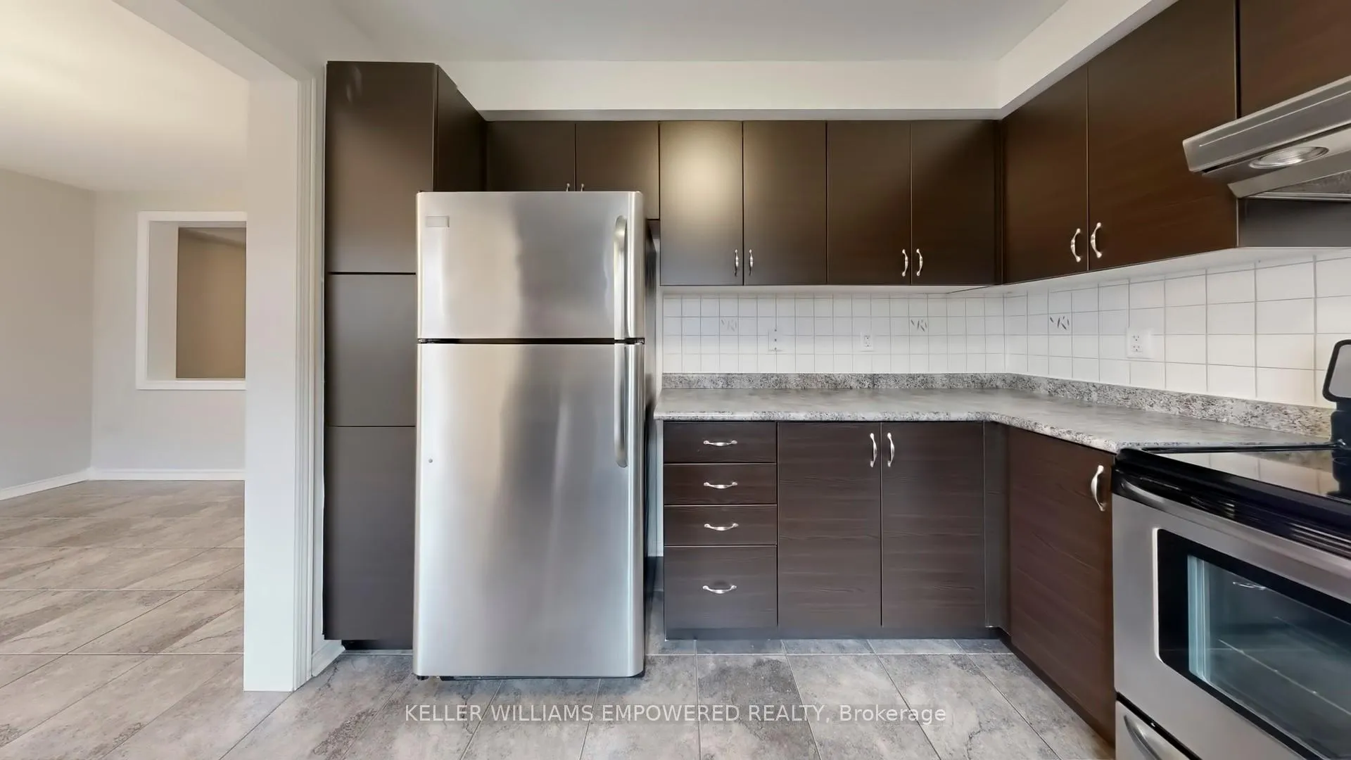 Photo 19 of 1109 Schooling Drive, Oshawa, Taunton — HOMEH