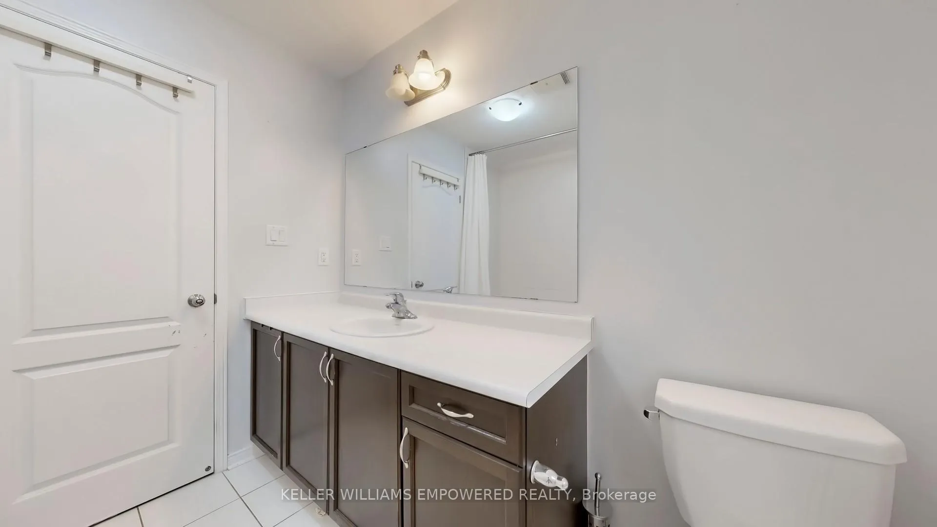 Photo 43 of 1109 Schooling Drive, Oshawa, Taunton — HOMEH