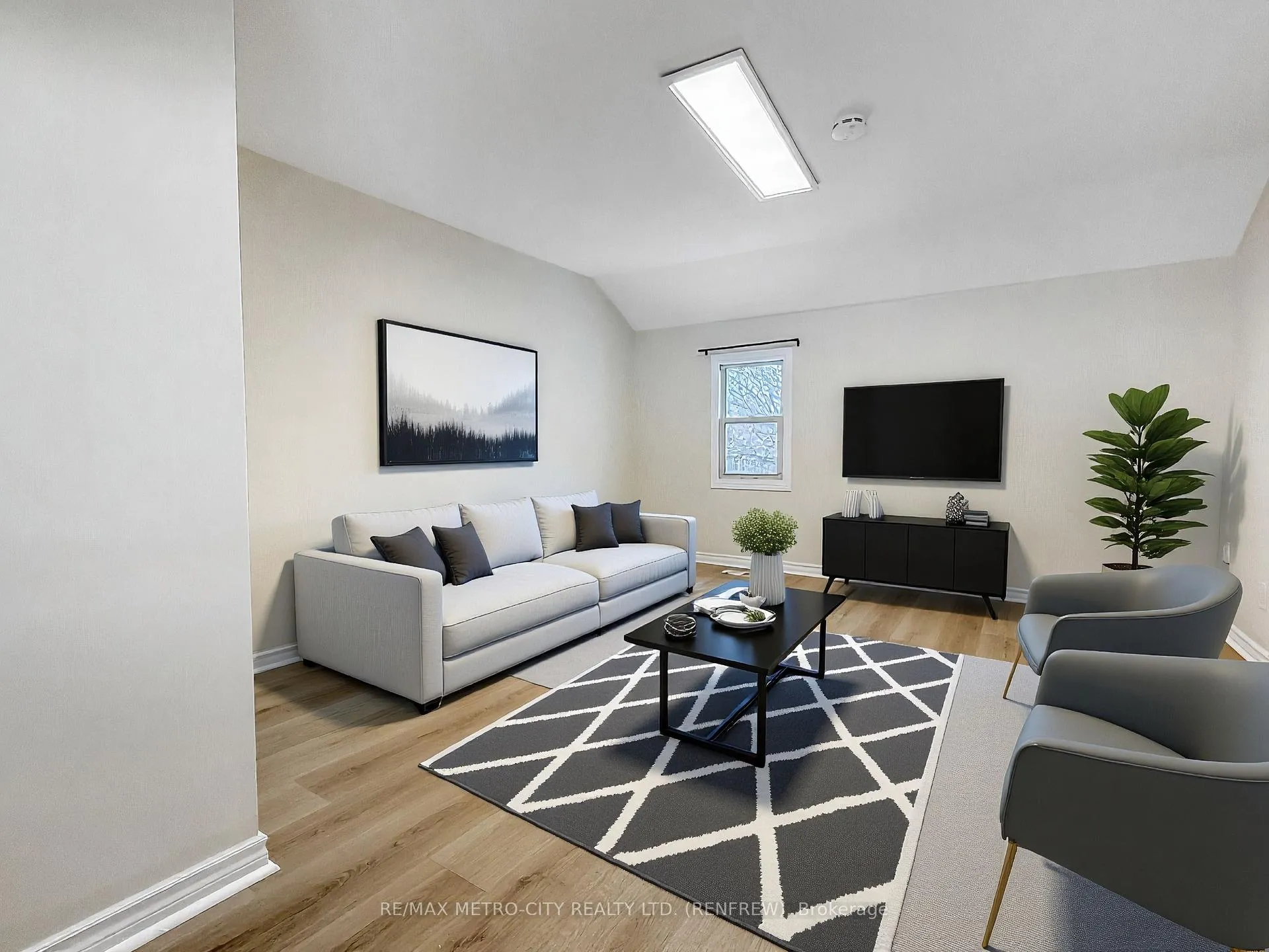 Photo 10 of 148 Farewell Street, Renfrew — HOMEH