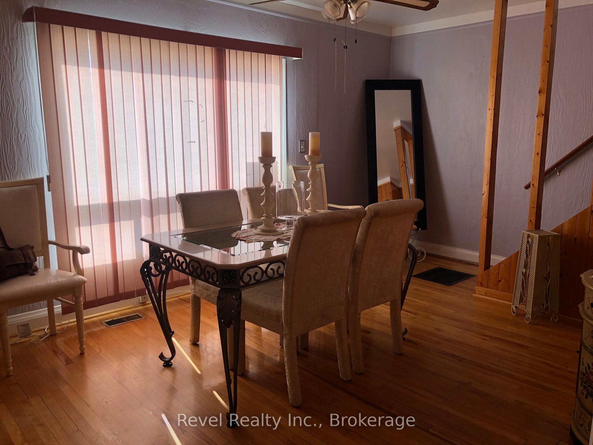 Photo 13 of 31 Cain Avenue, Kapuskasing — HOMEH