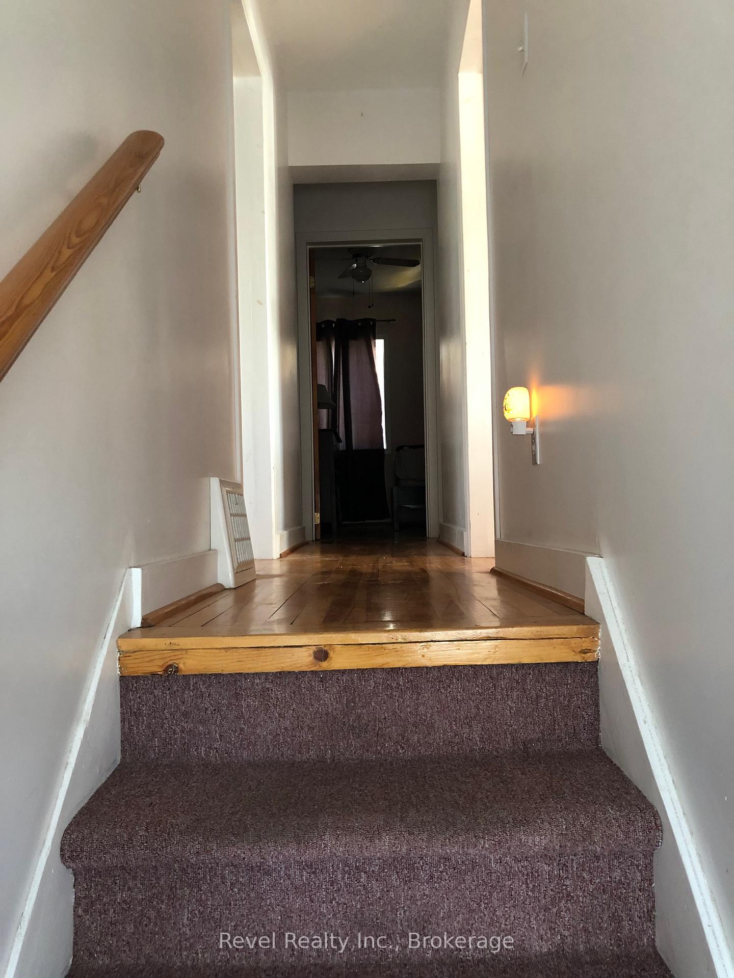 Photo 20 of 31 Cain Avenue, Kapuskasing — HOMEH