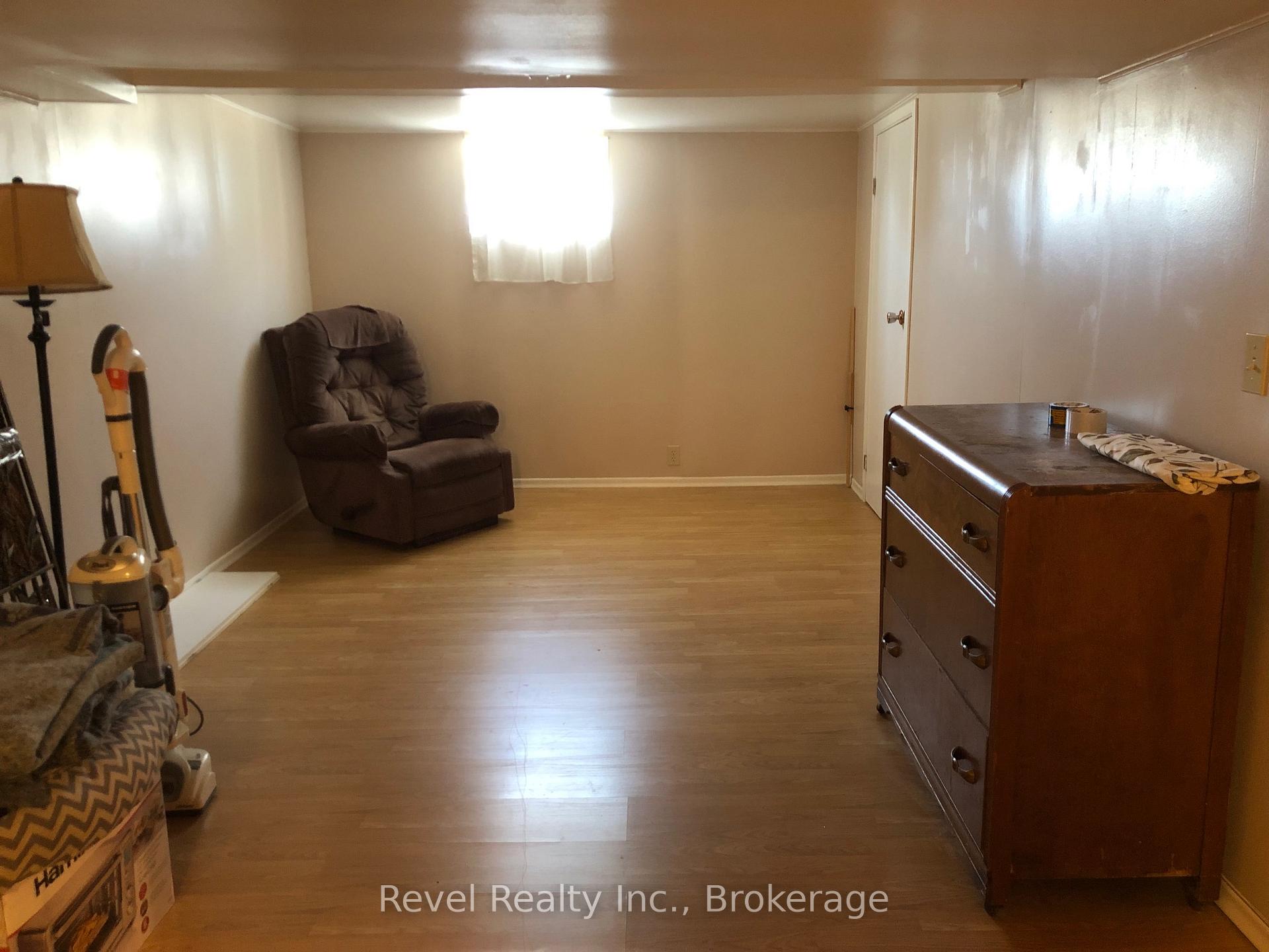 Photo 36 of 31 Cain Avenue, Kapuskasing — HOMEH
