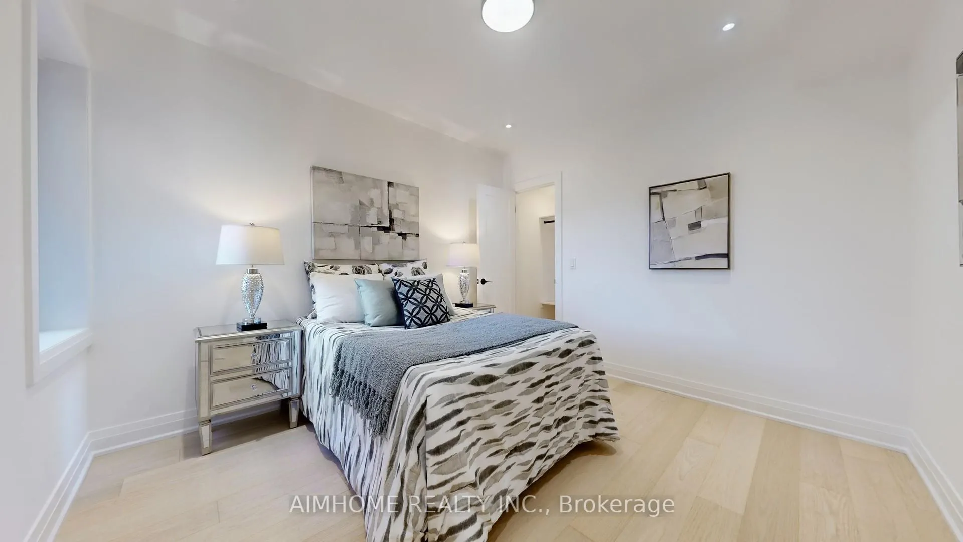 Photo 19 of 38 Sparkhall Avenue, Toronto, North Riverdale — HOMEH