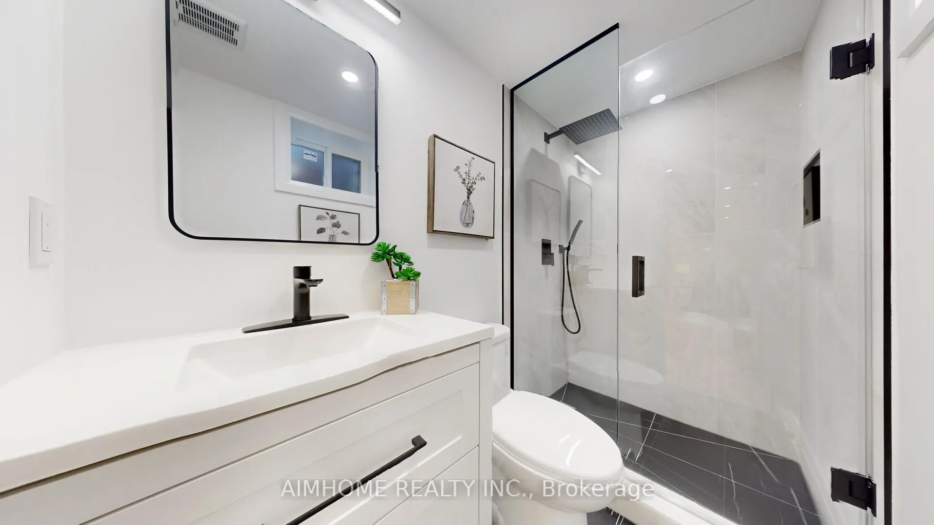 Photo 36 of 38 Sparkhall Avenue, Toronto, North Riverdale — HOMEH