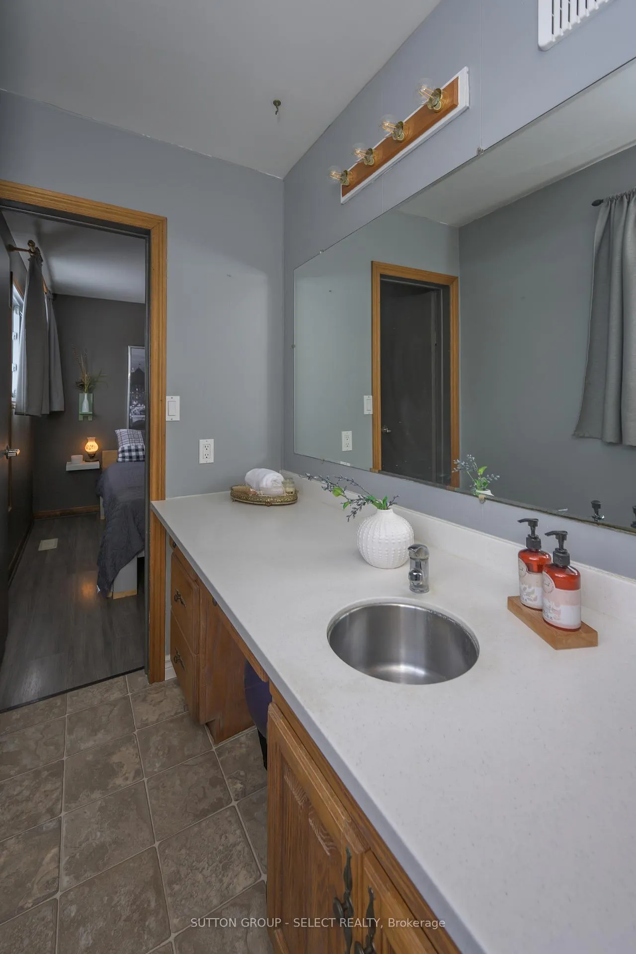 Photo 19 of 15342 Plover Mills Road, Middlesex Centre, Bryanston — HOMEH