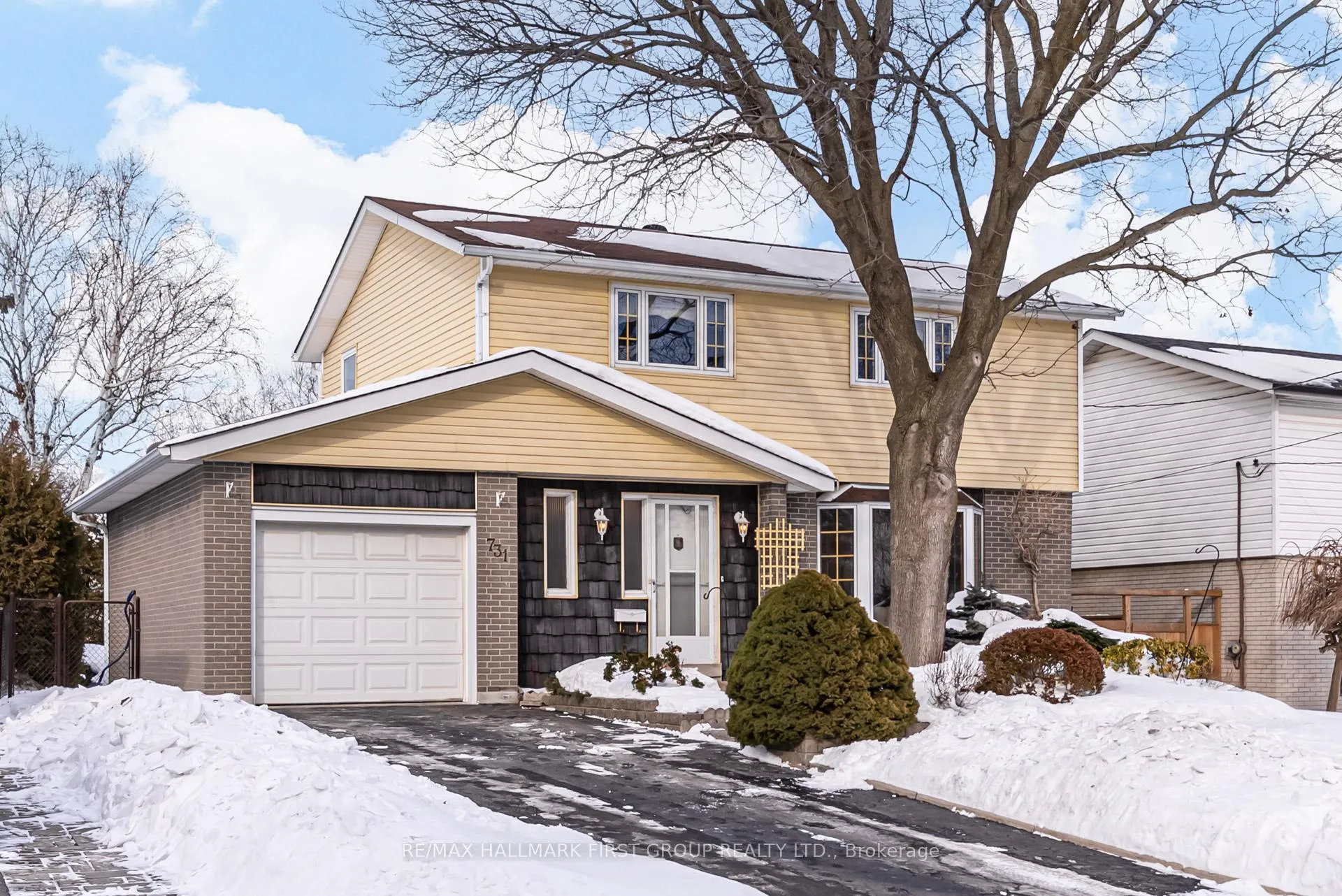 Photo 1 of 731 Breezy Drive, Pickering, West Shore — HOMEH