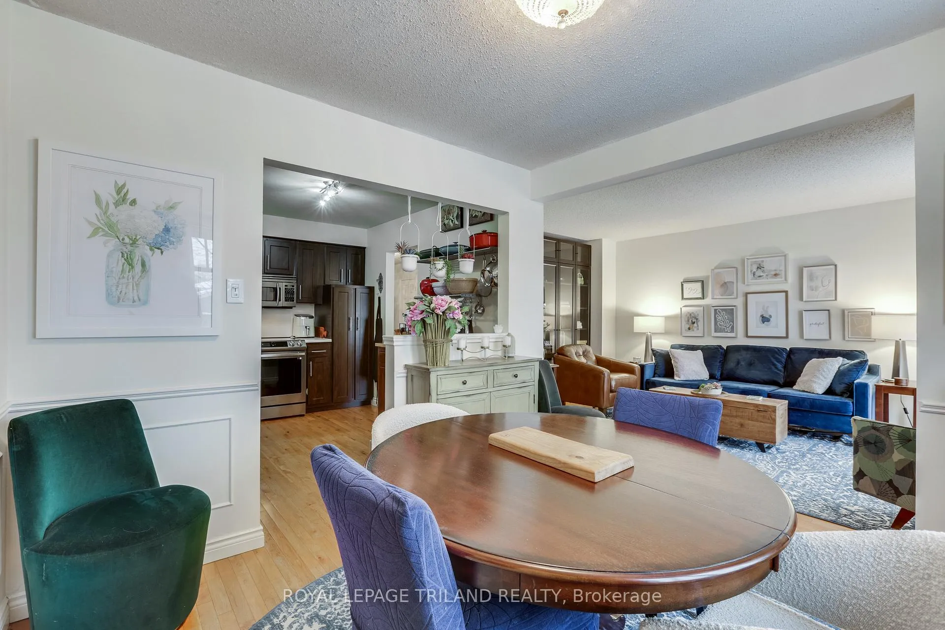 Photo 11 of Unit 17, 231 Windsor Avenue, London, South F — HOMEH
