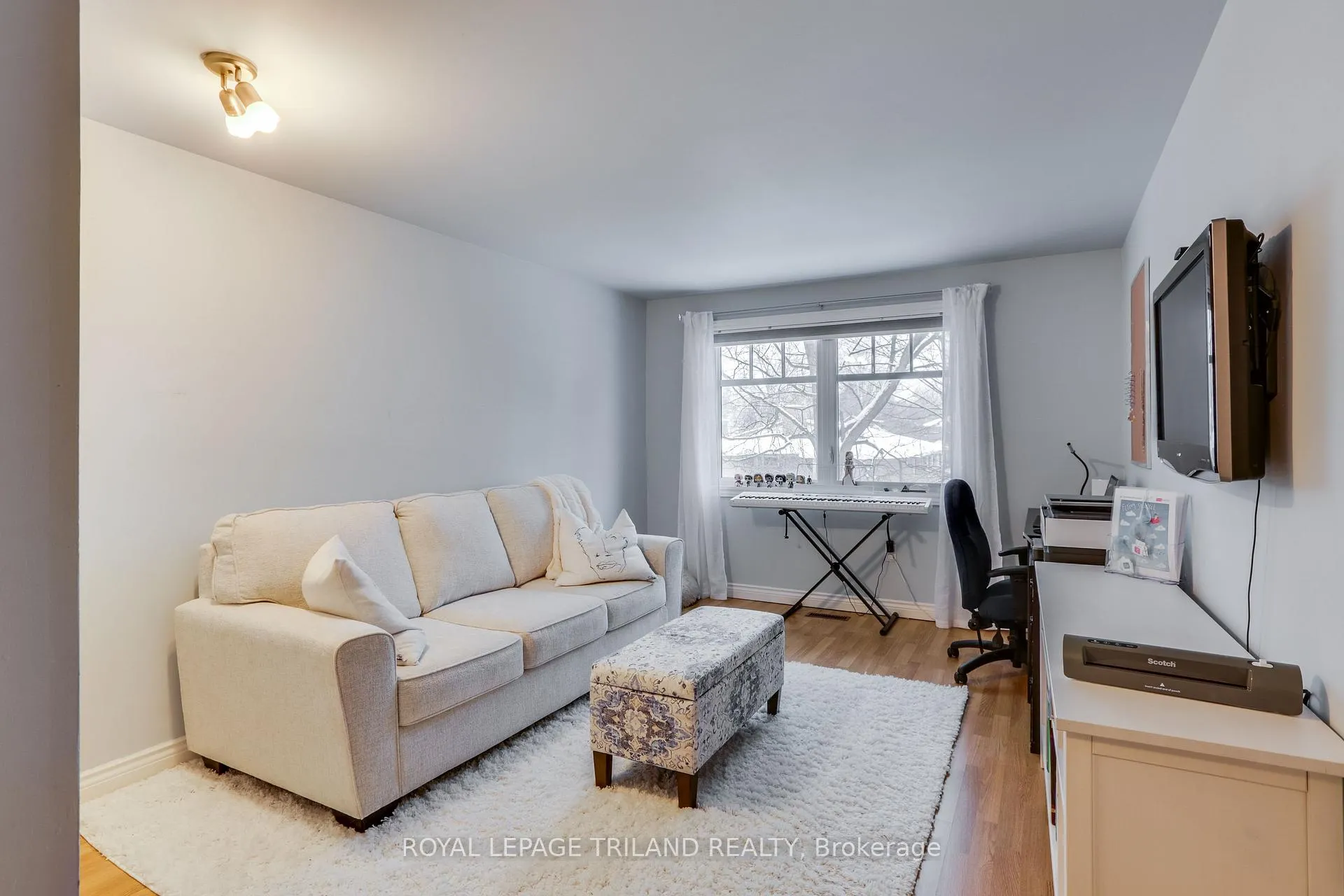 Photo 16 of Unit 17, 231 Windsor Avenue, London, South F — HOMEH
