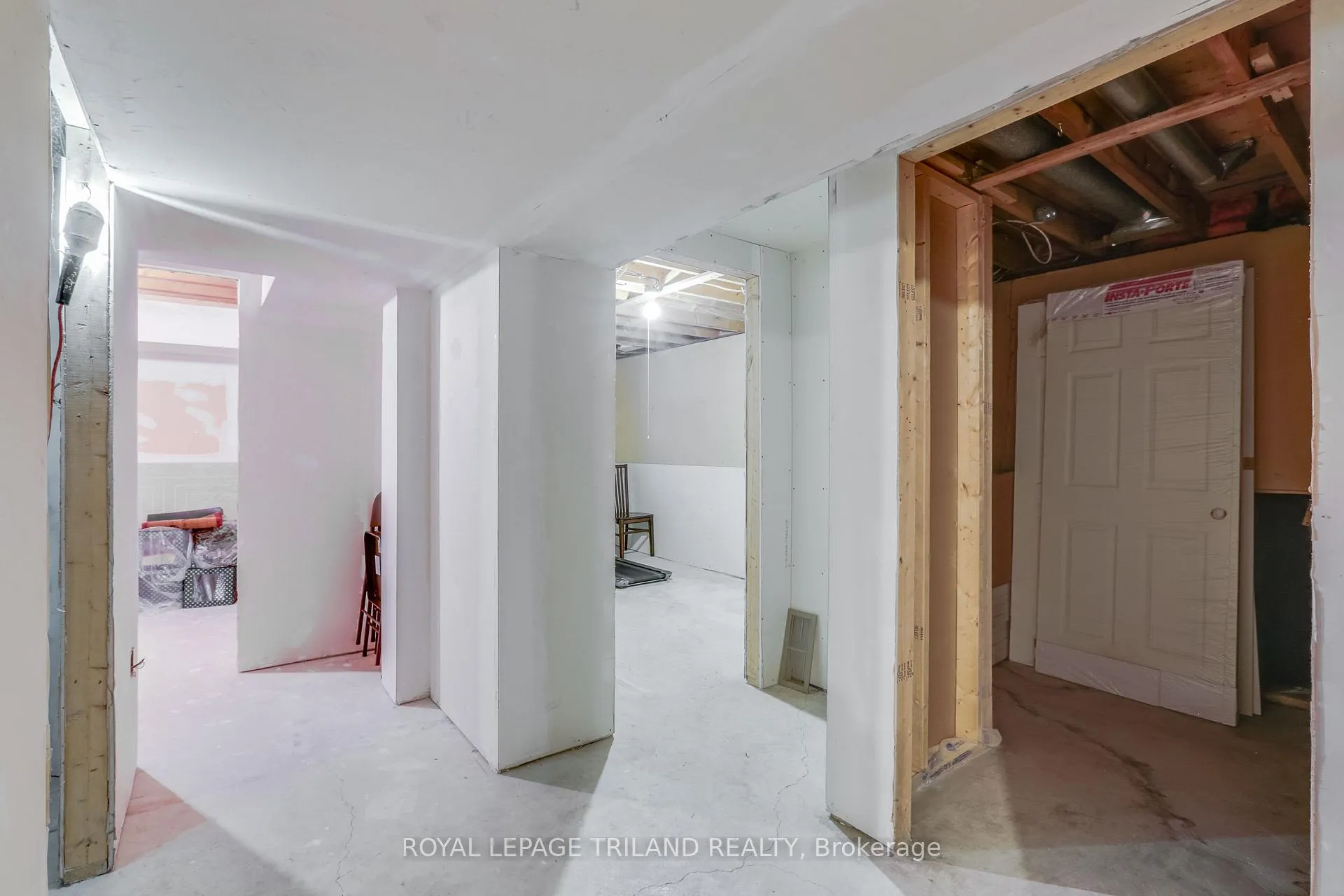 Photo 27 of Unit 17, 231 Windsor Avenue, London, South F — HOMEH