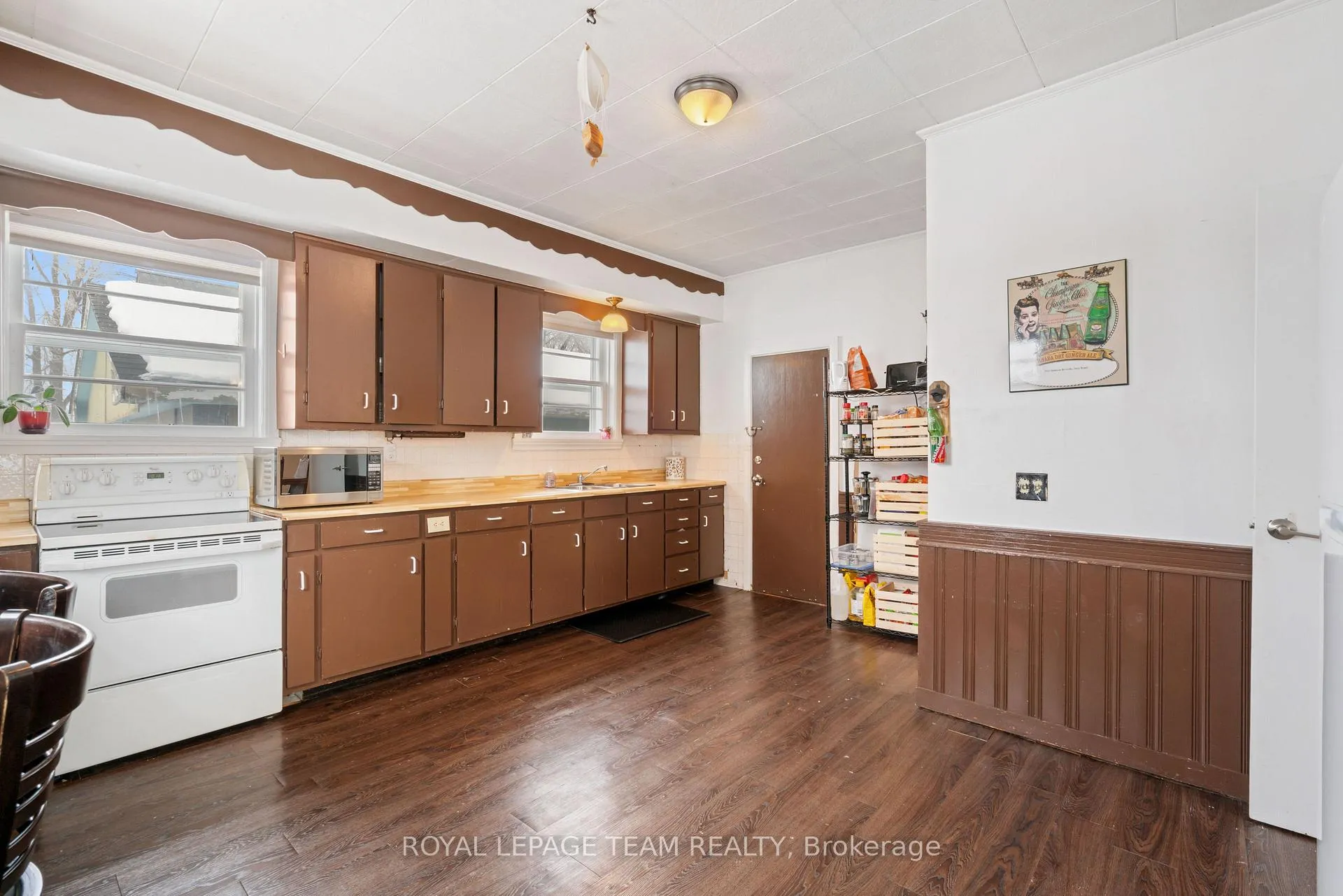 Photo 5 of 2154 Dundas Street N, Edwardsburgh/Cardinal, Town of Cardinal — HOMEH