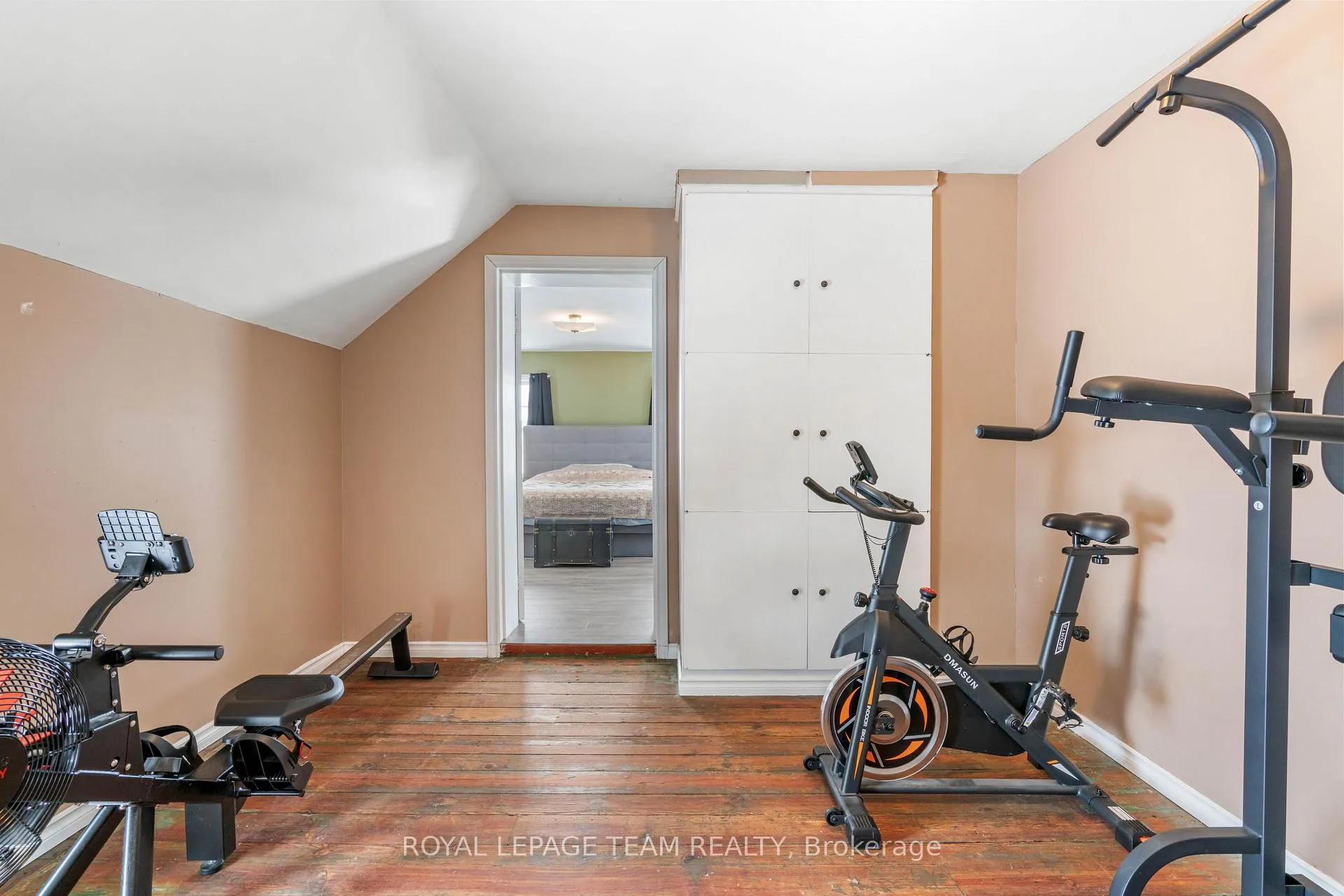 Photo 17 of 2154 Dundas Street N, Edwardsburgh/Cardinal, Town of Cardinal — HOMEH
