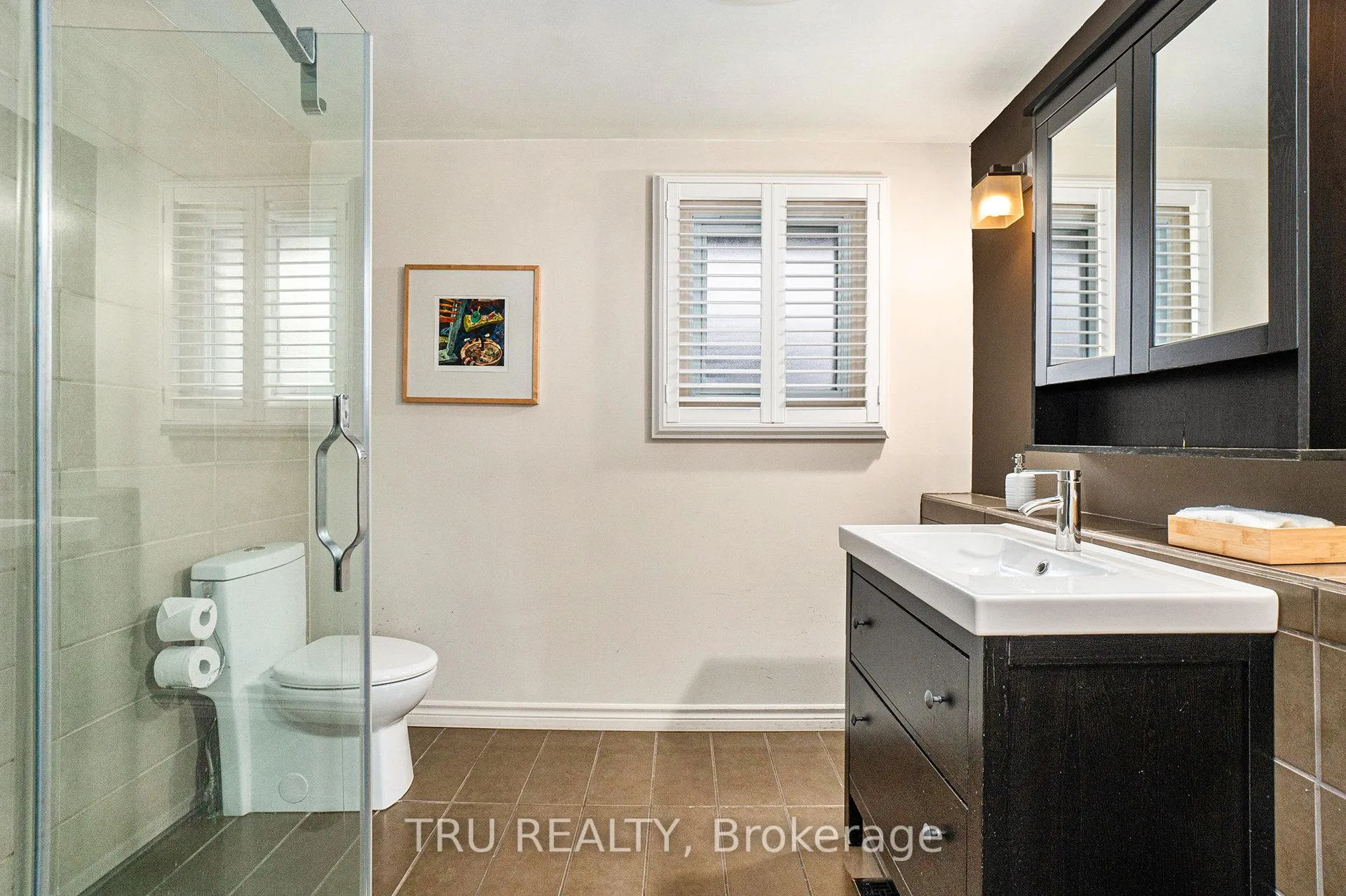 Photo 21 of 1719 Meadowview Crescent N, Ottawa, Convent Glen South — HOMEH