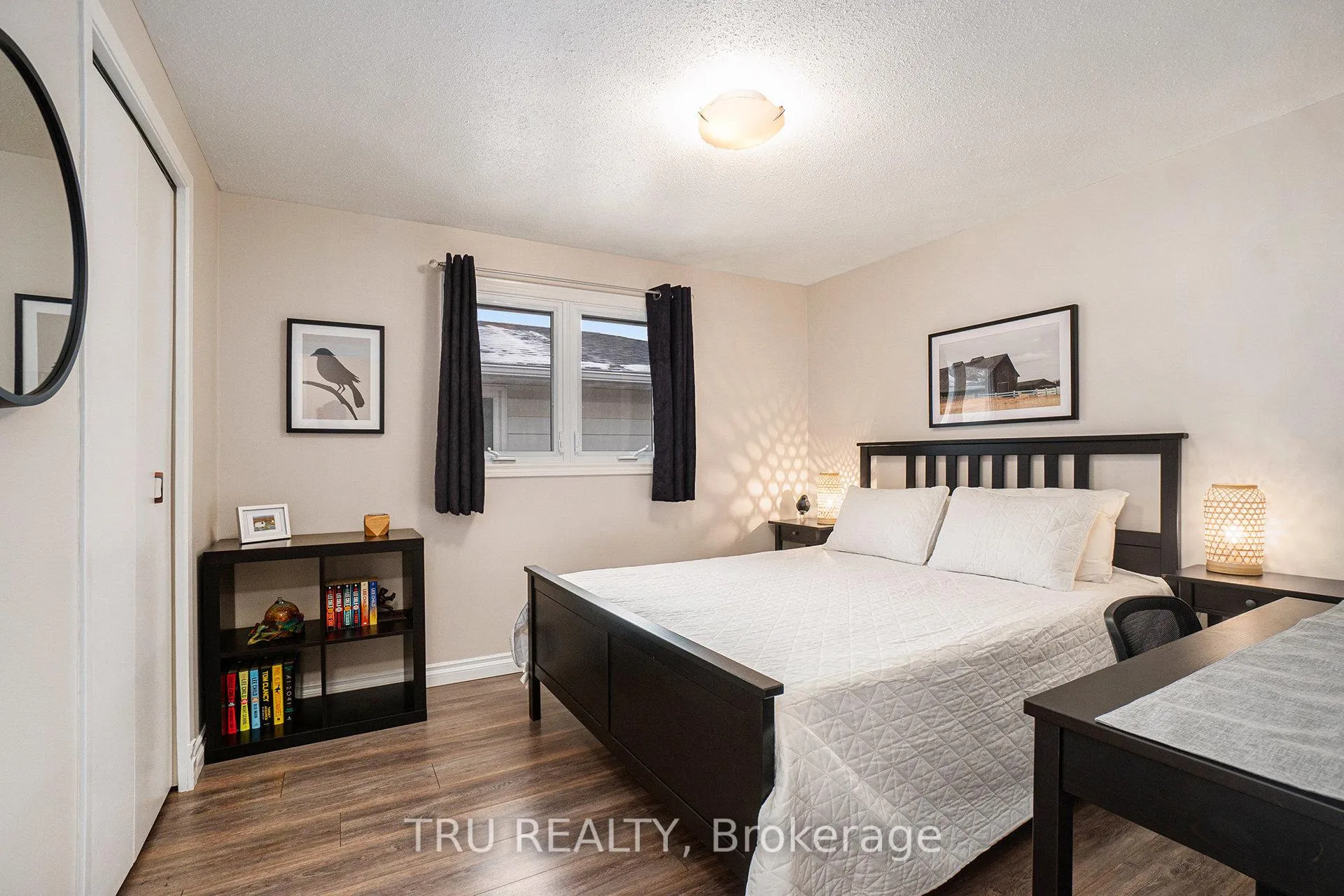 Photo 22 of 1719 Meadowview Crescent N, Ottawa, Convent Glen South — HOMEH