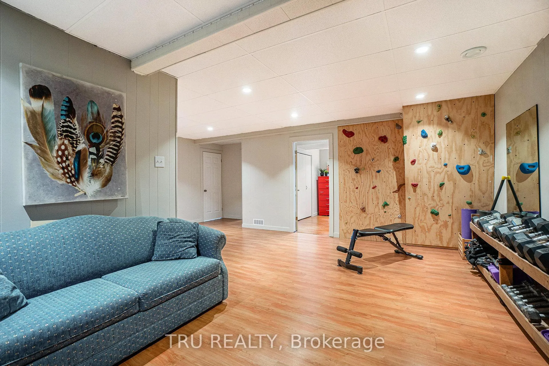 Photo 27 of 1719 Meadowview Crescent N, Ottawa, Convent Glen South — HOMEH