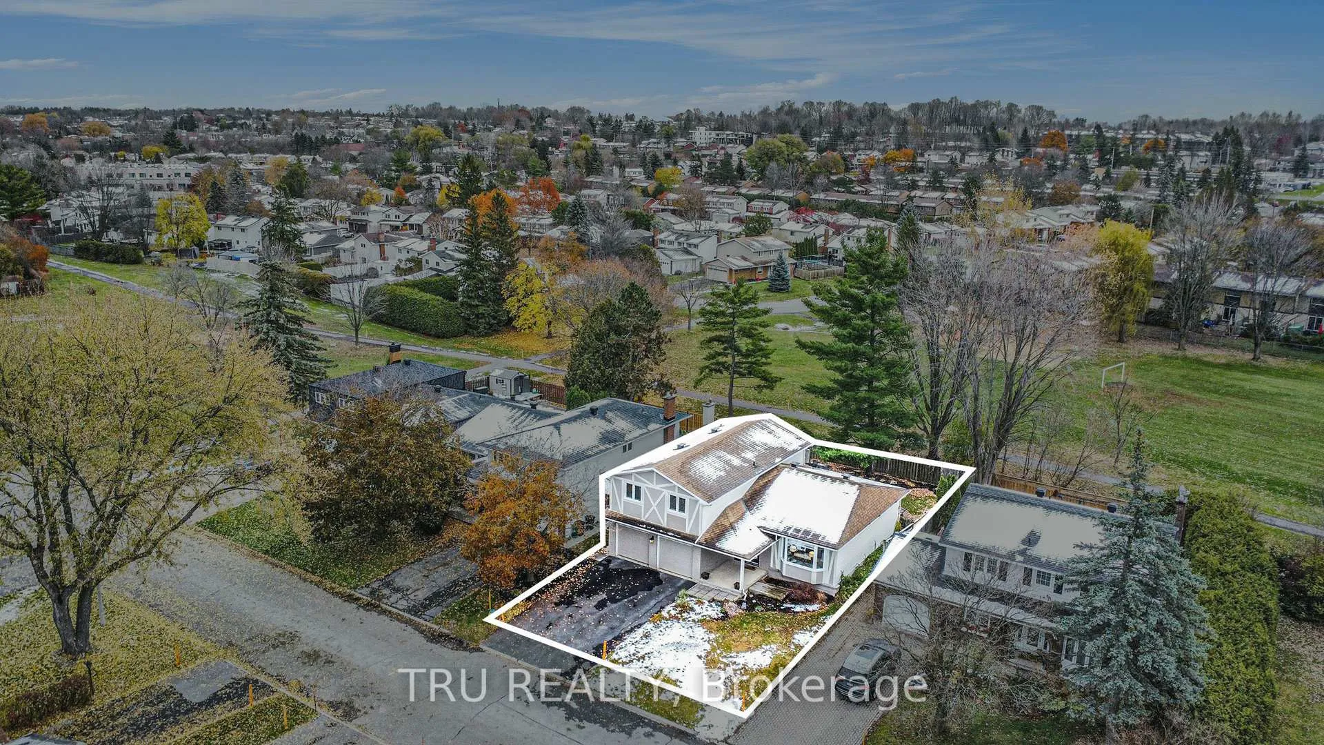 Photo 36 of 1719 Meadowview Crescent N, Ottawa, Convent Glen South — HOMEH