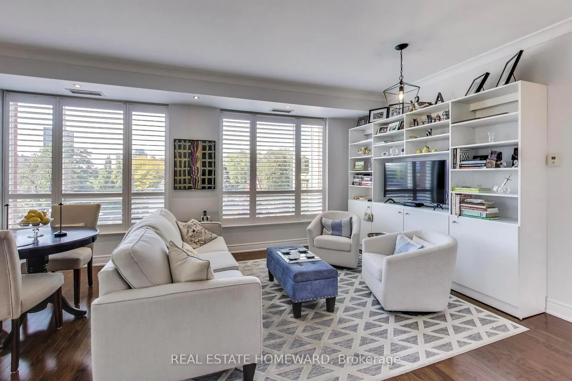 Photo 1 of Unit 403, 2 Roxborough Street E, Toronto, Rosedale-Moore Park — HOMEH